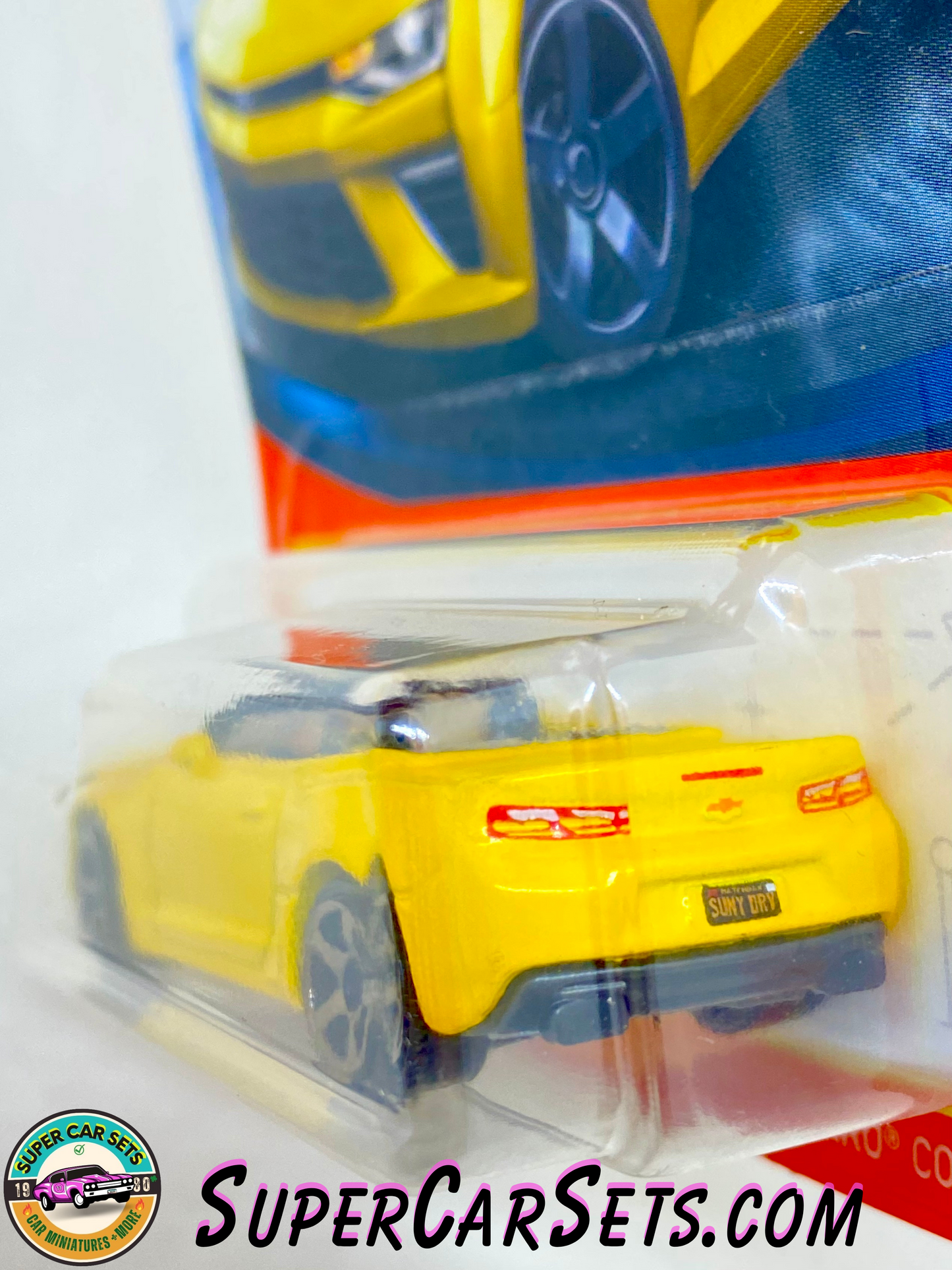 Matchbox - '16 Chevy Camaro Convertible (33/100) (Yellow Colour)