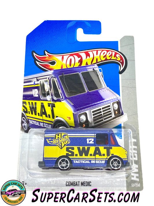 Hot Wheels 2013 (12/250) - Combat Medic (S.W.A.T.) (cracked card)