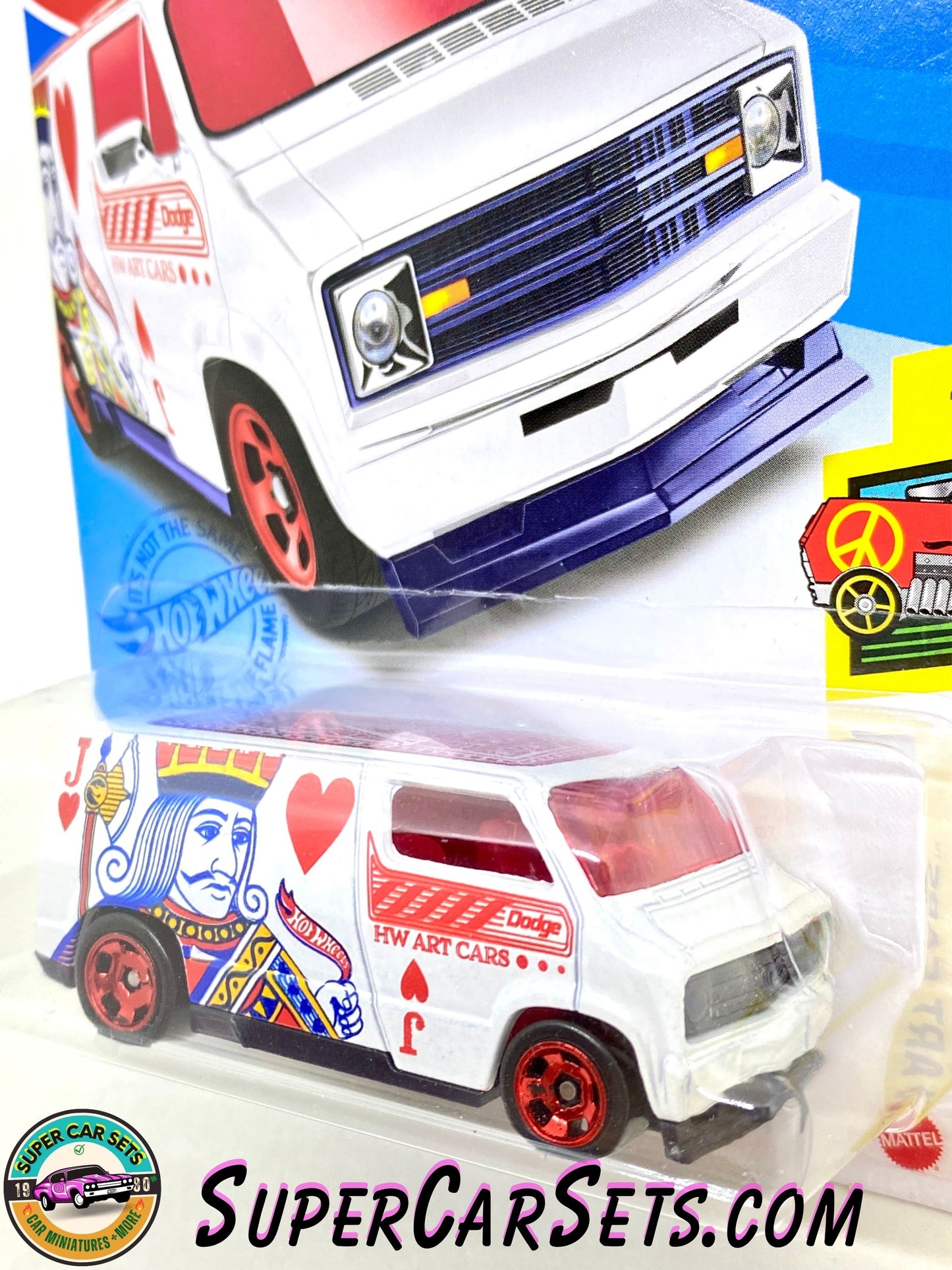 Custom ’77 Dodge Van (Jack of Hearts) (TREASURE HUNT) - Hot Wheels HW Art Cars - 2021 (4/10)