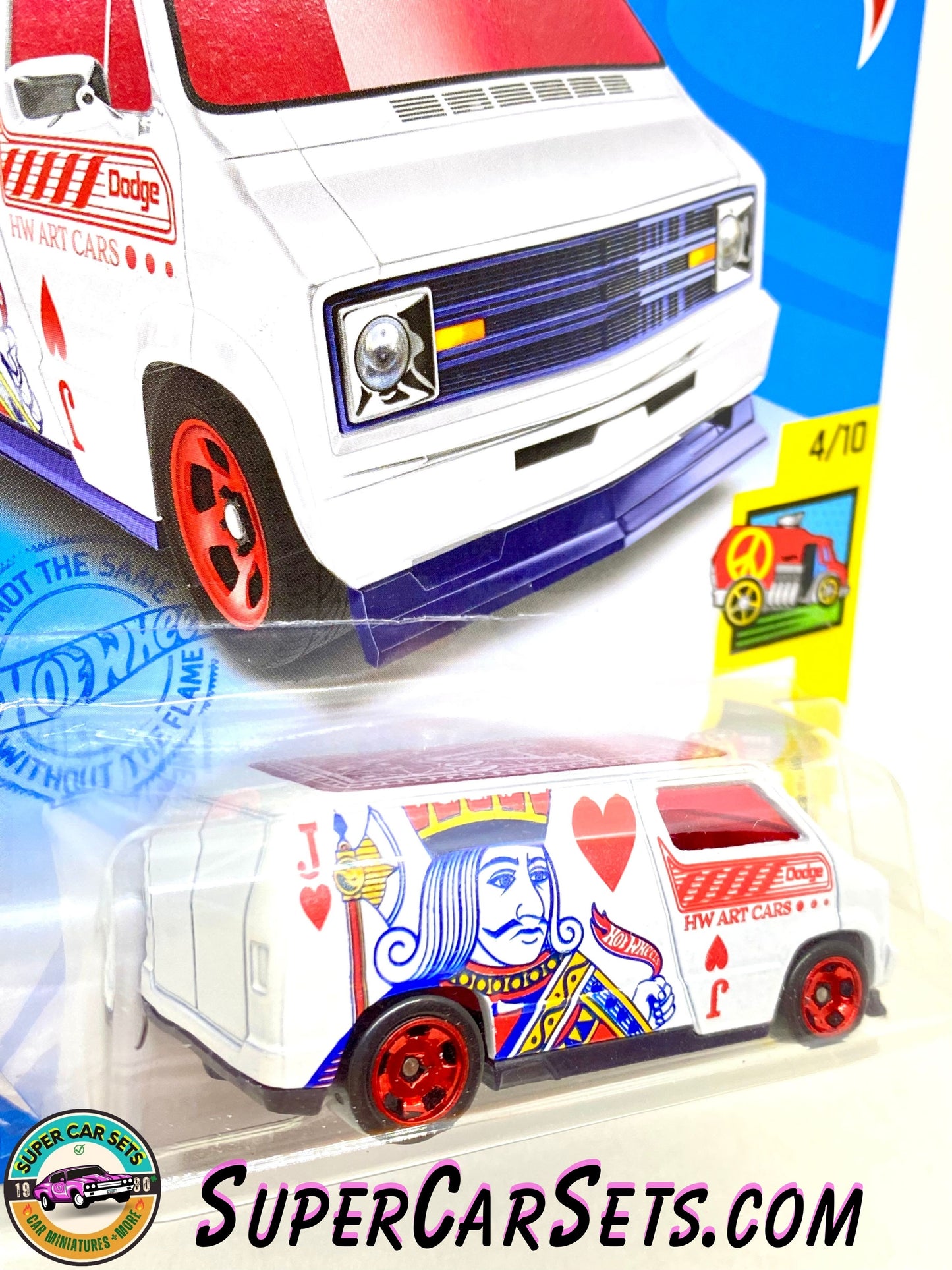 Custom ’77 Dodge Van (Jack of Hearts) (TREASURE HUNT) - Hot Wheels HW Art Cars - 2021 (4/10)