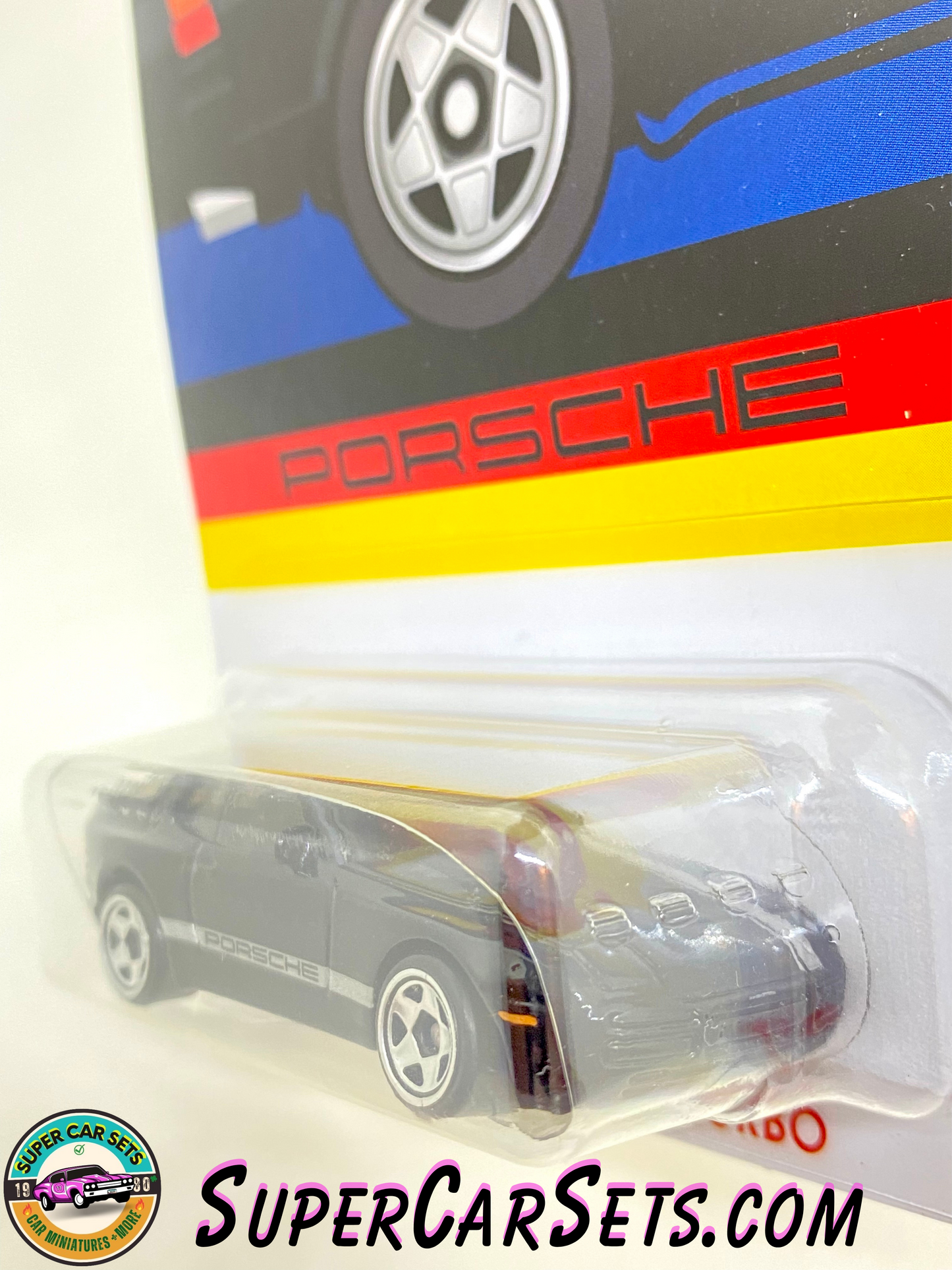 1989 Porsche 944 Turbo - Hot Wheels Porsche series 2024 (3/6) (HRW58)