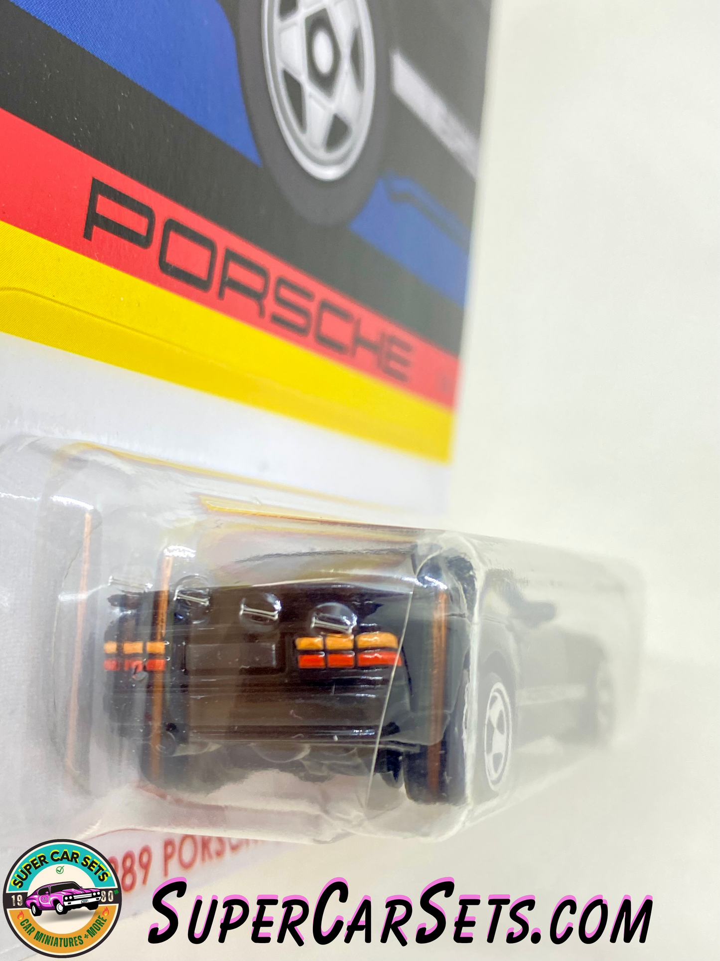 1989 Porsche 944 Turbo - Hot Wheels Porsche series 2024 (3/6) (HRW58)