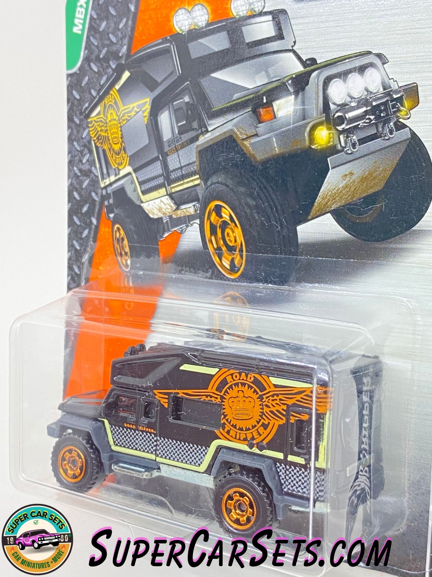 Road Tripper (card slightly bent) (BDT43-0719) (Year launched 2014) - Matchbox MBX Explorers 2014 (49/120)