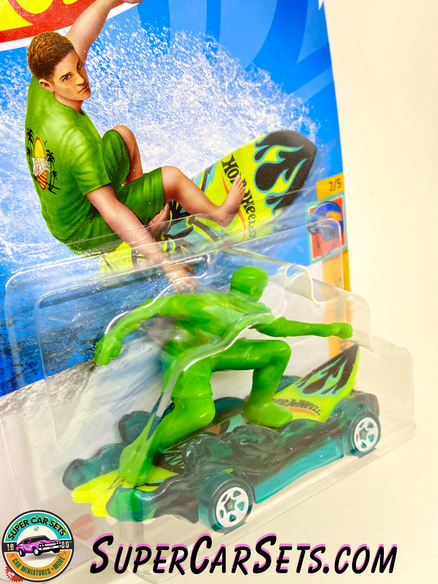 Surf’s up (green colour) - Hot Wheels HW Xtreme Sports 2024 (2/5) (17/250) (card slightly damaged)