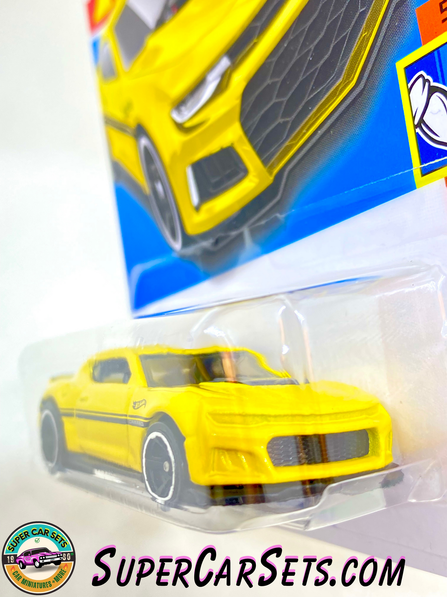 2017 Camaro ZL1 (yellow colour) - Hot Wheels Muscle Mania 2023 (5/10) (135/250)