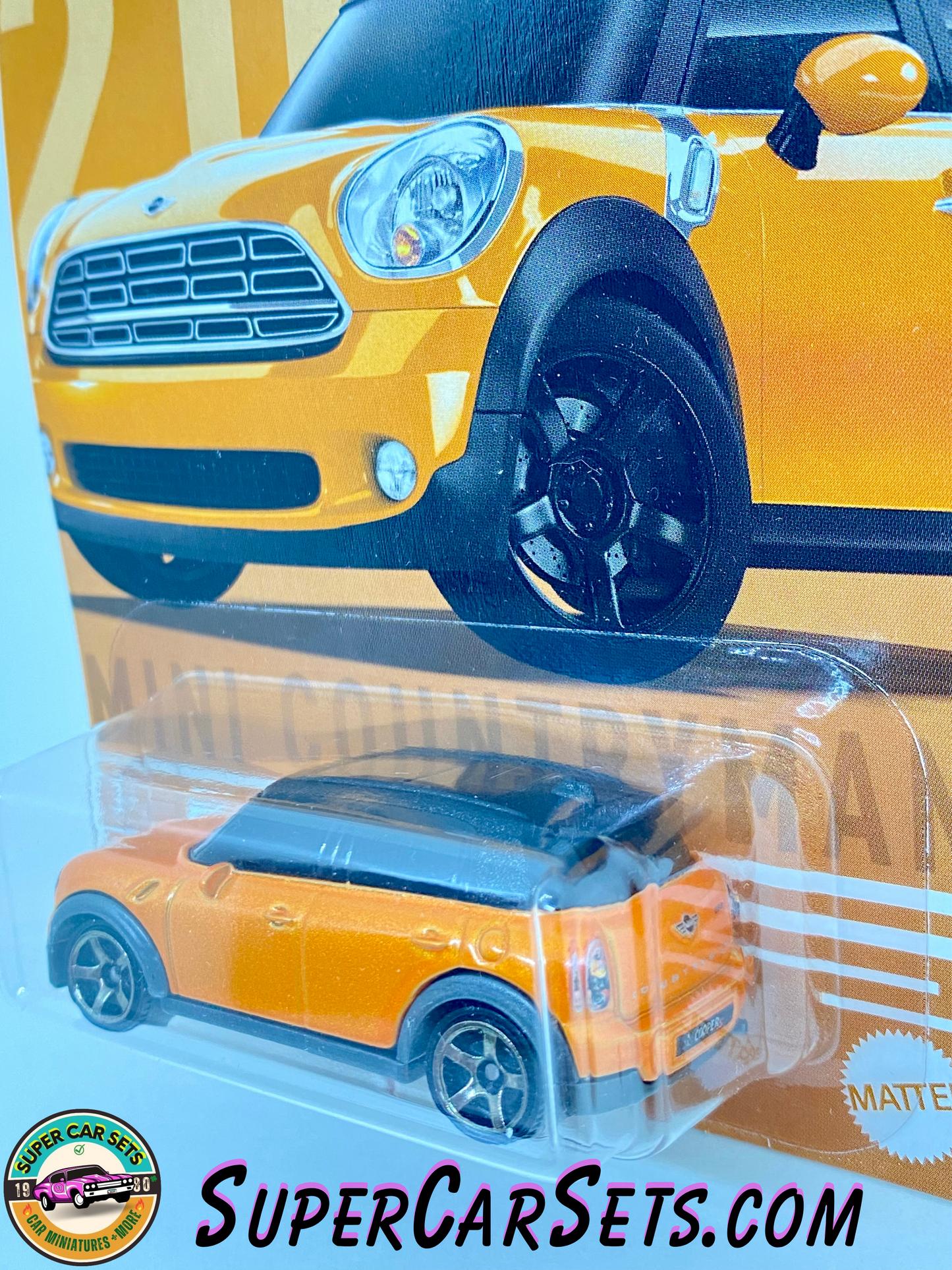 Matchbox - Mini - 2011 Mini Countryman (orange colour)