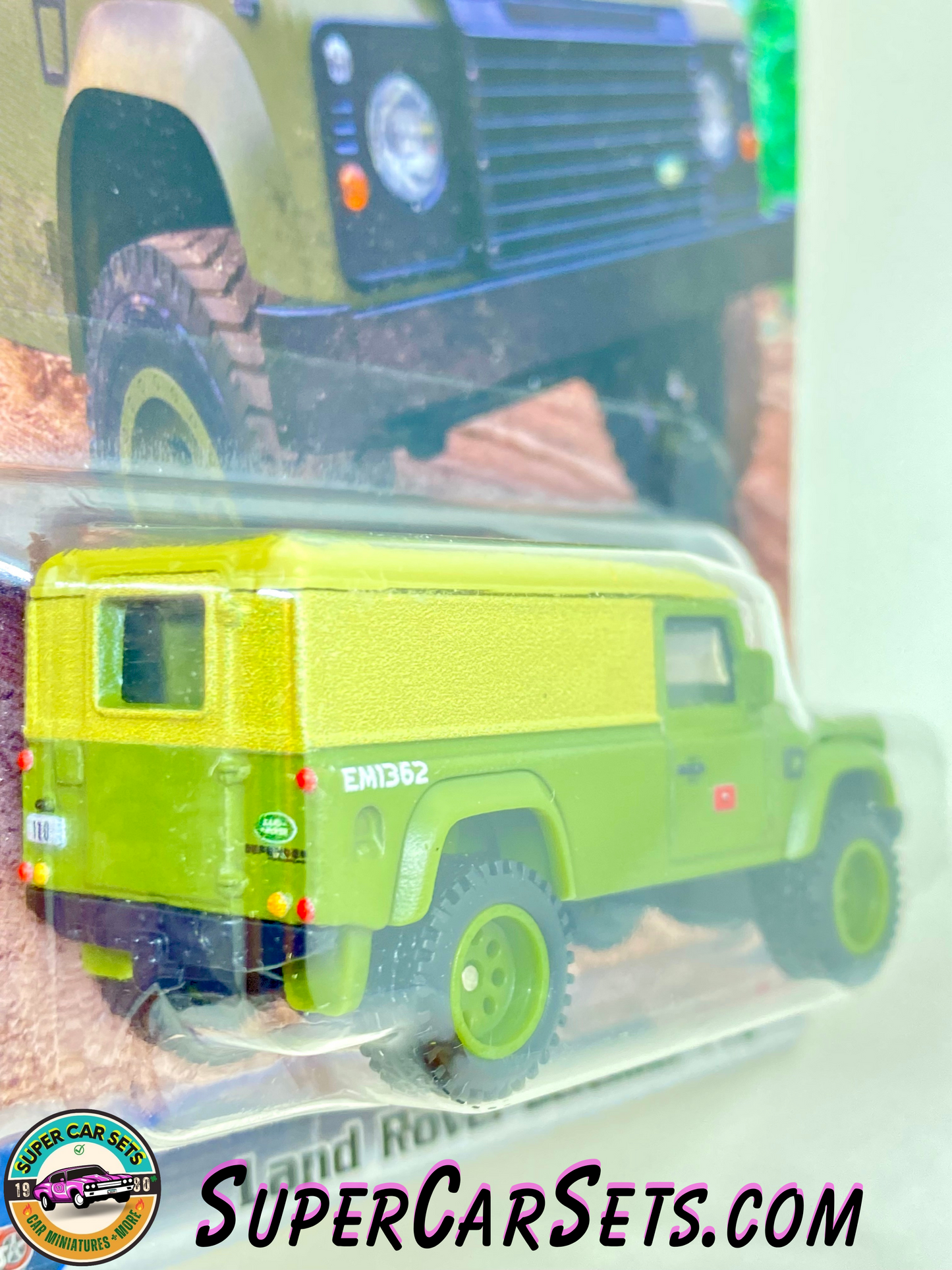 Land Rover Defender 110 - Hot Wheels Premium Fast and Furious 2023 (2/5)