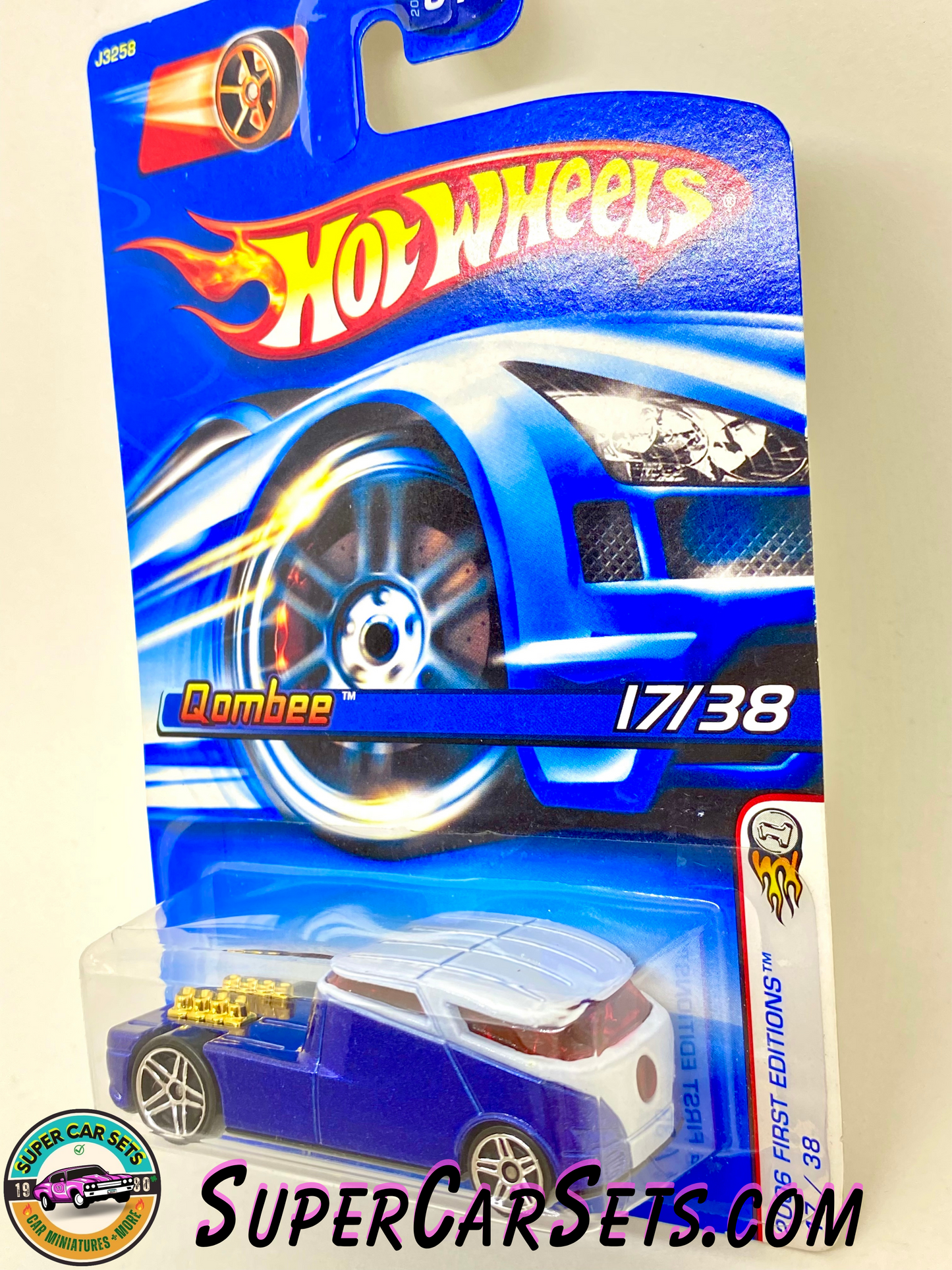 Hot Wheels - (VINTAGE) Qombee - 2006 First Editions (17/38) (Year launched 2006)