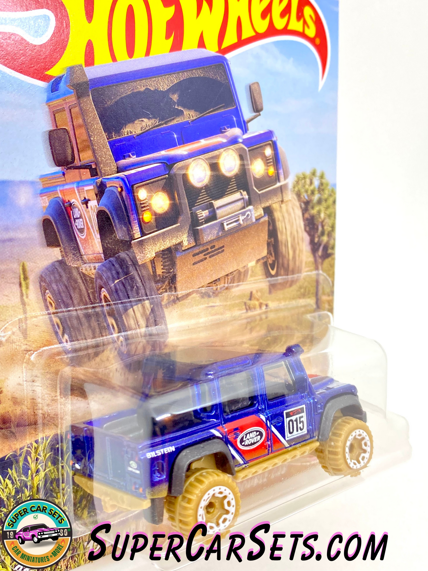 Hot Wheels Mud Runners (4/5) ’15 Land Rover Defender Double Cab