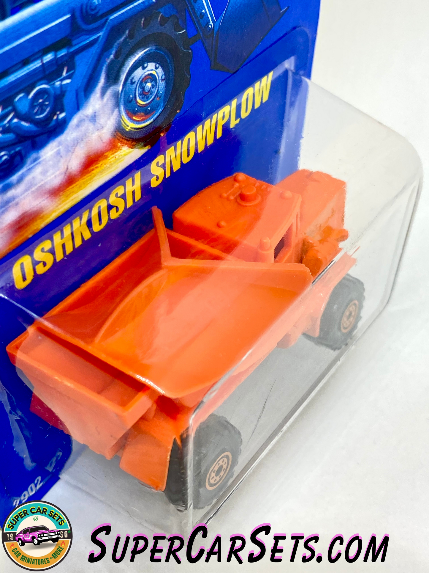 Hot Wheels (VINTAGE) (Year launched 1995) - Oshkosh Snowplow (#201) (#2902)