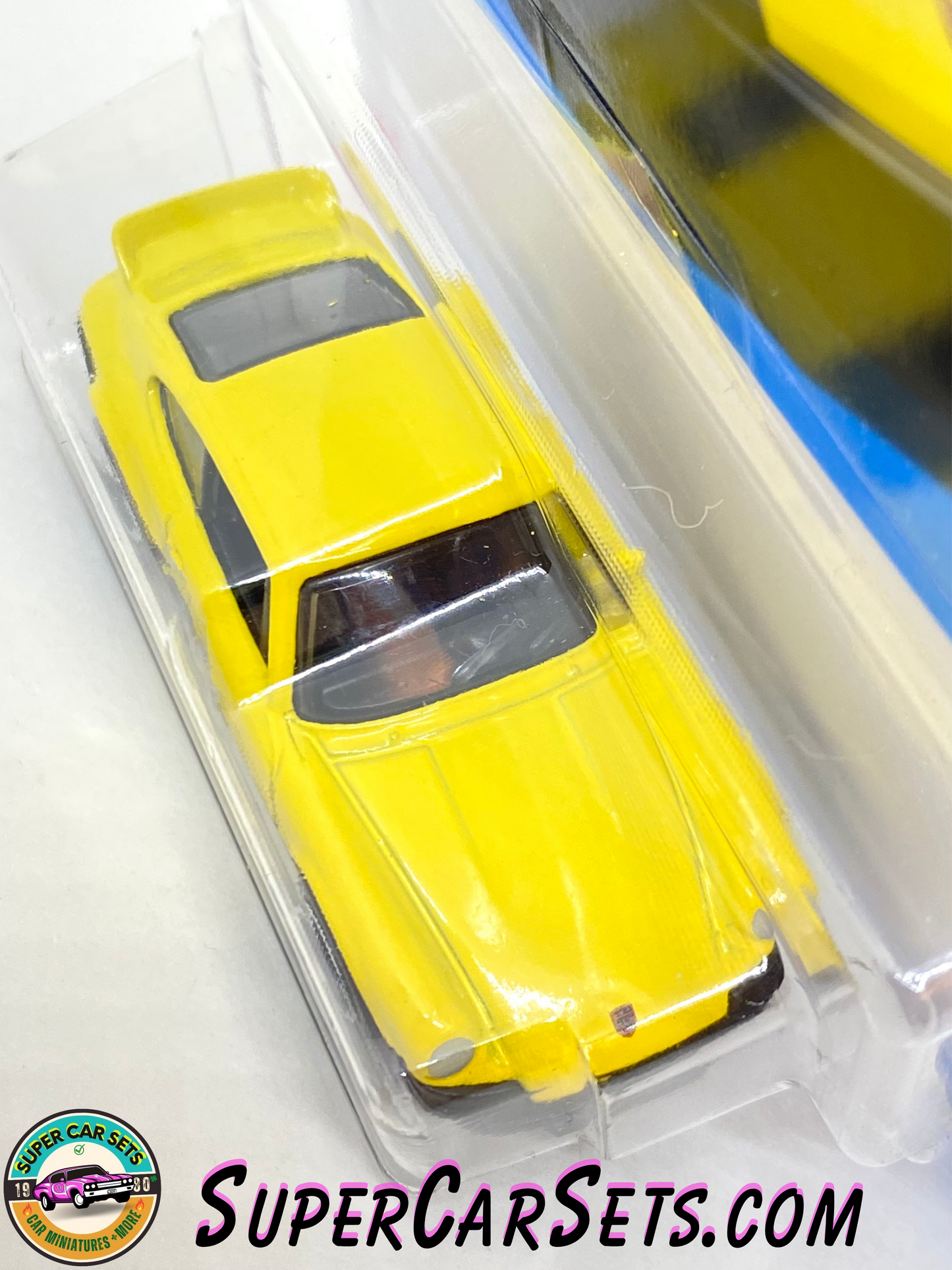 Porsche 911 Carrera RS 2.7 (yellow colour) - Hot Wheels Factory Fresh 2024 (4/10) (46/250)