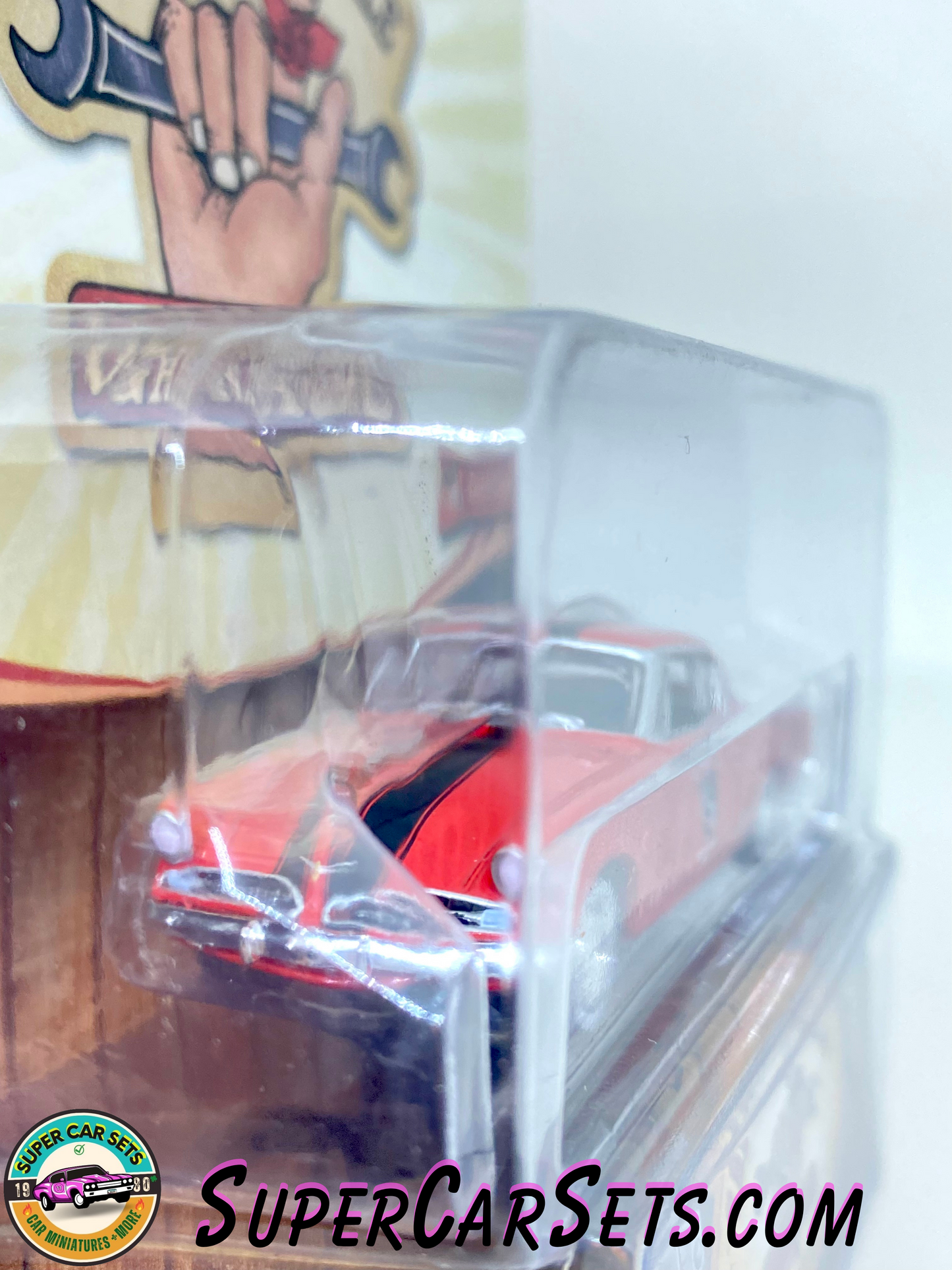 Busted Knuckle Garage - Series 2 - 1954 Studebaker Commander Starliner - made by Greenlight