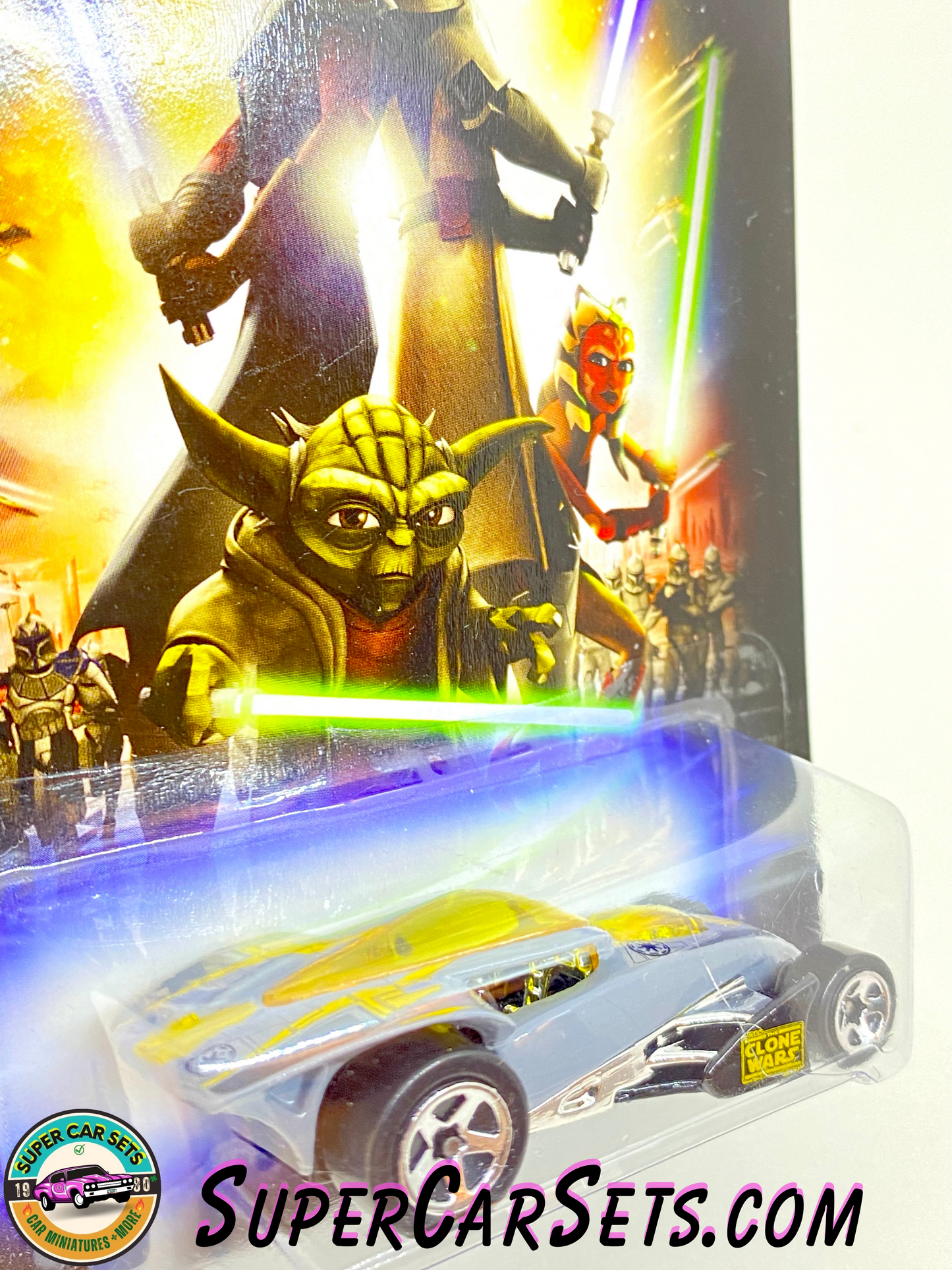 Hot Wheels - Star Wars (7/8) - Brutalistic (car in perfect condition, but card with a little crack)