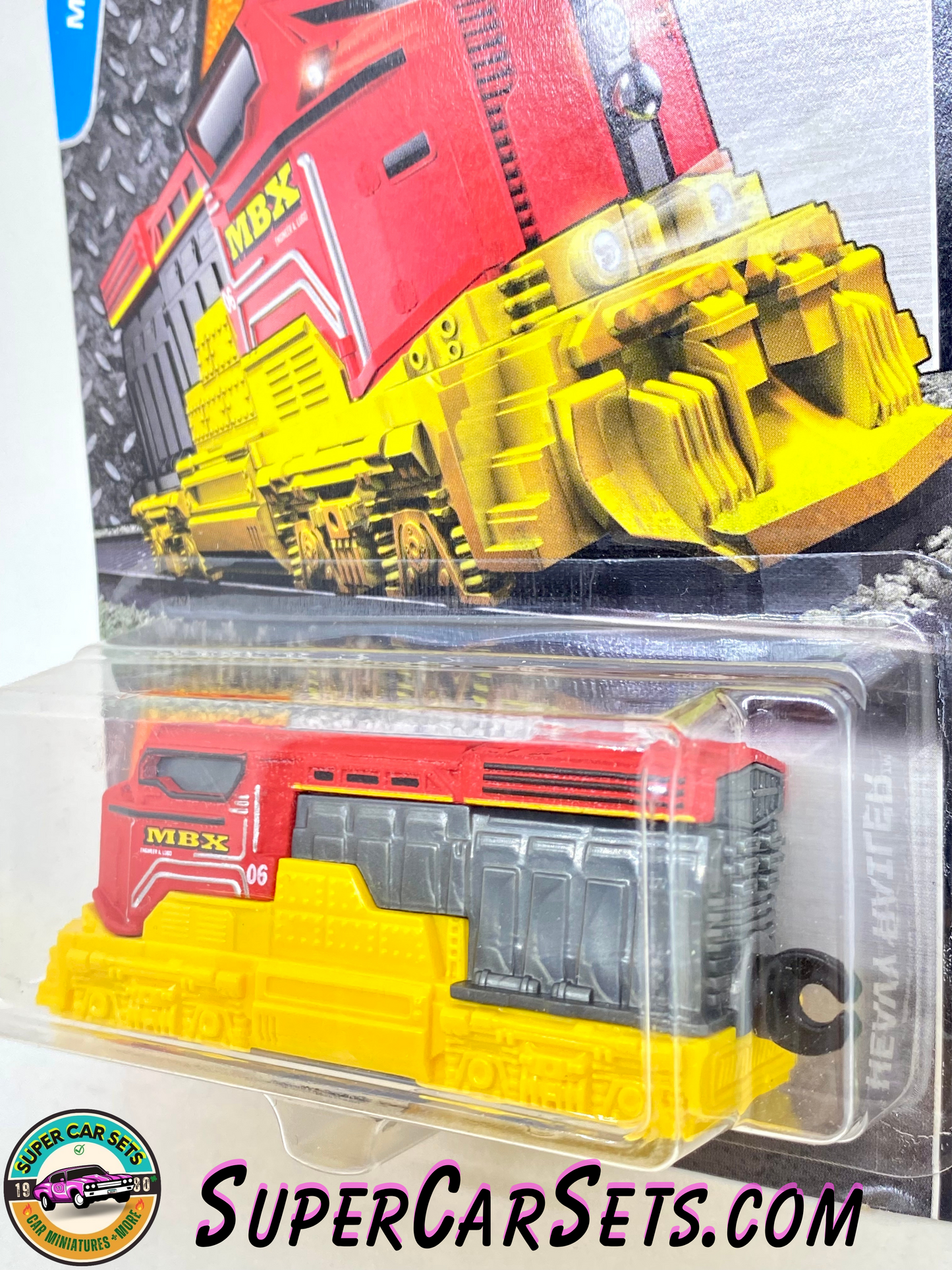 MBX Adventure City - Heavy Railer (1/125) (DJV30) (Year launched 2016) (cracked card) - Matchbox