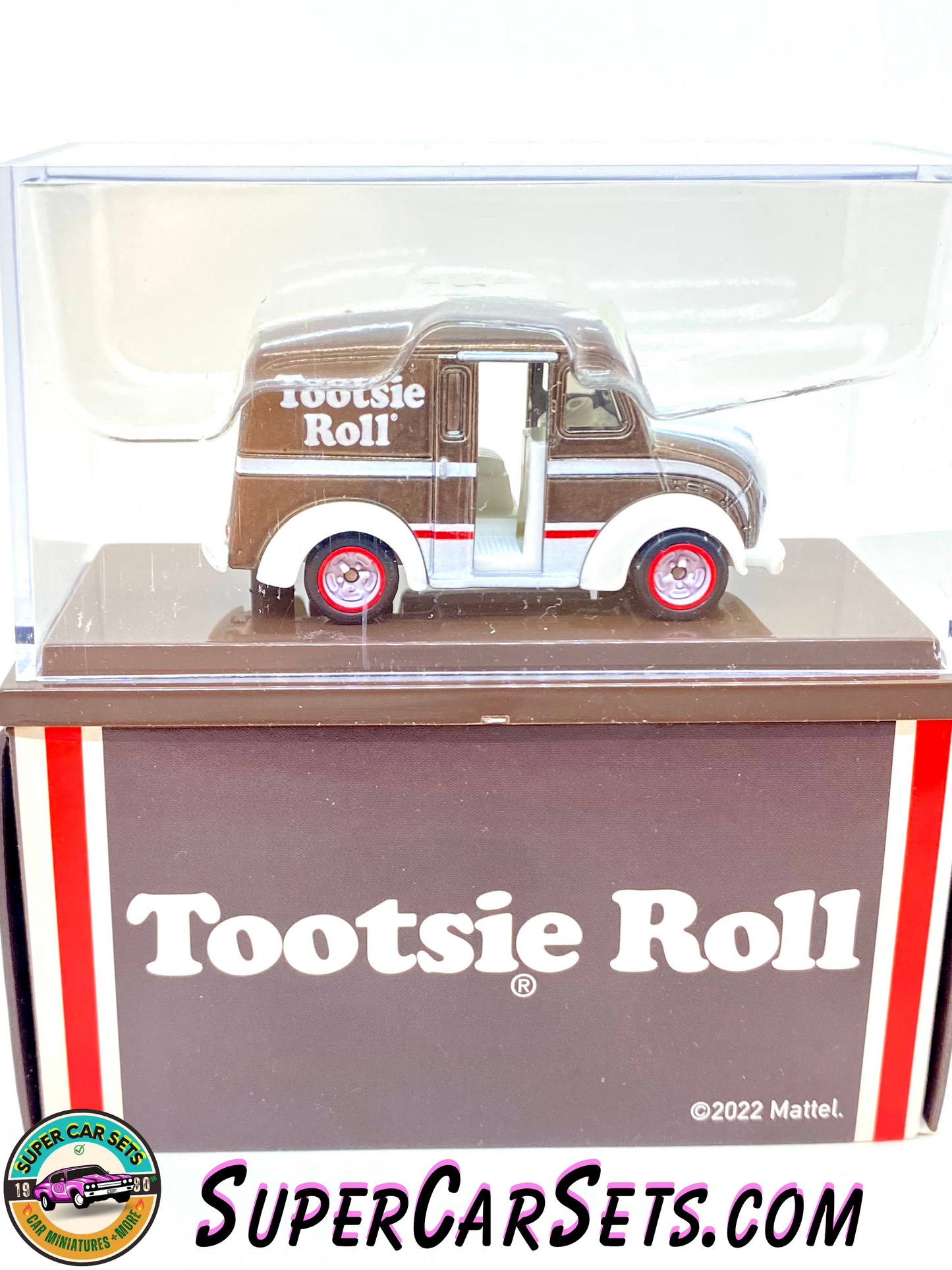 Matchbox Collectors - Tootsie Roll - DIVCO Milk Truck