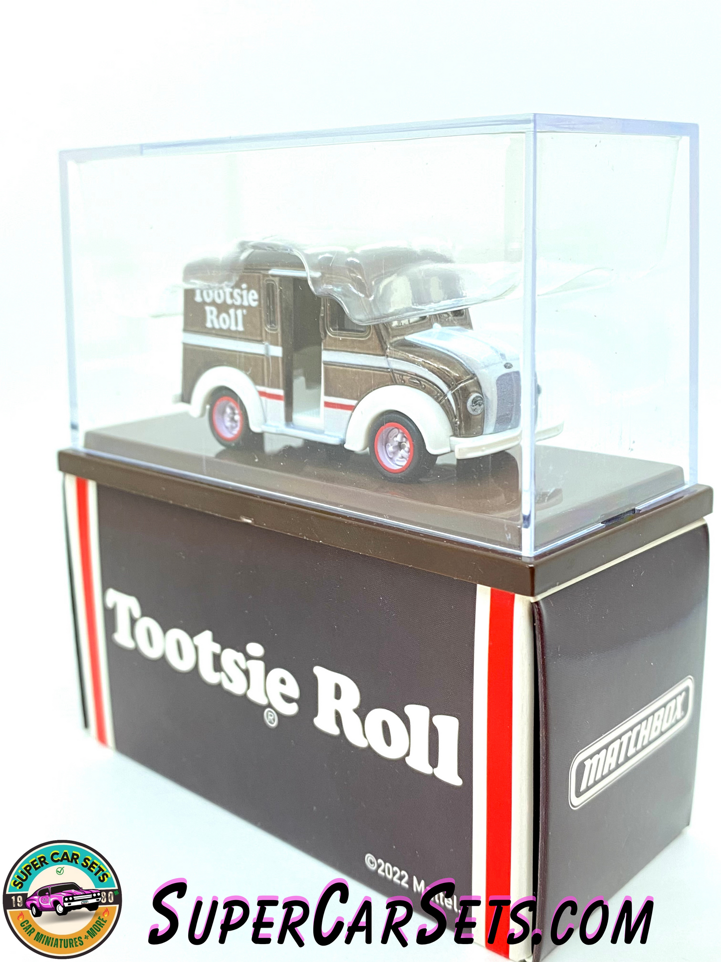 Matchbox Collectors - Tootsie Roll - DIVCO Milk Truck