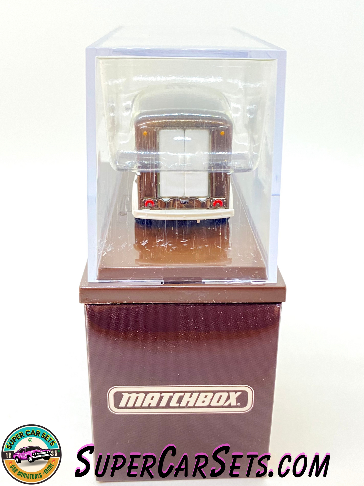 Matchbox Collectors - Tootsie Roll - DIVCO Milk Truck