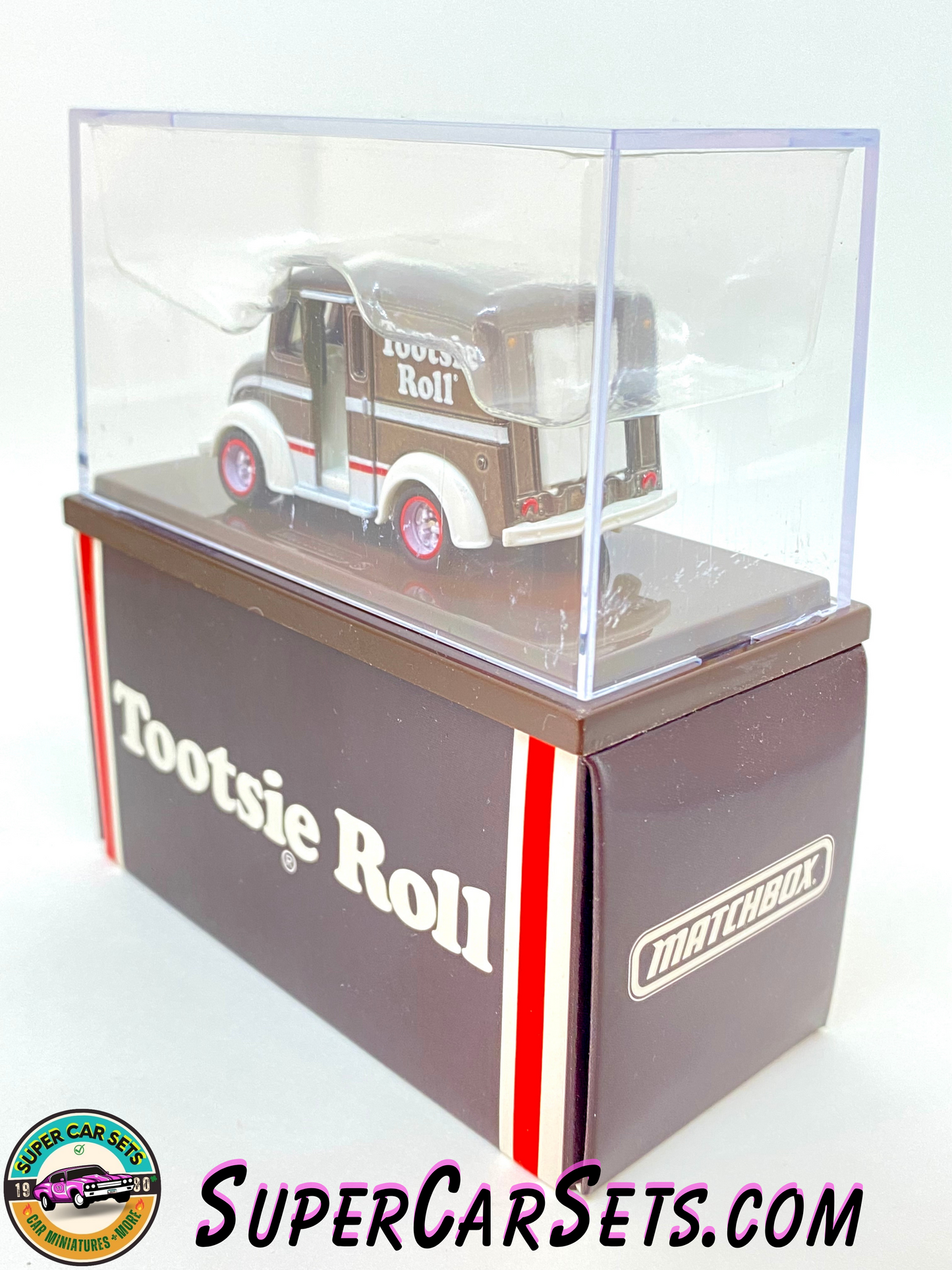 Matchbox Collectors - Tootsie Roll - DIVCO Milk Truck