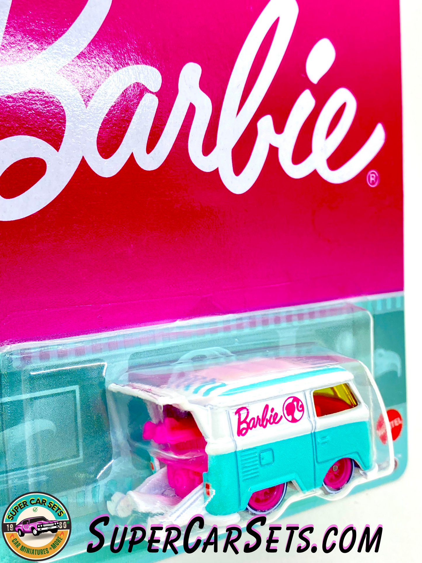 Barbie - Kool Kombi - Hot Wheels Premium Pop Culture (card with a very little crack)