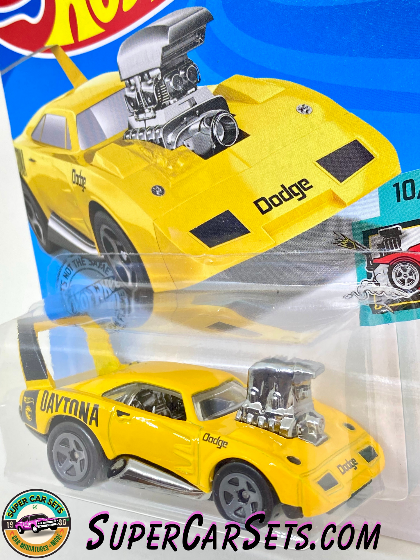 TREASURE HUNT - Hot Wheels Tooned 2020 (10/10) (134/250) - Dodge Charger Daytona