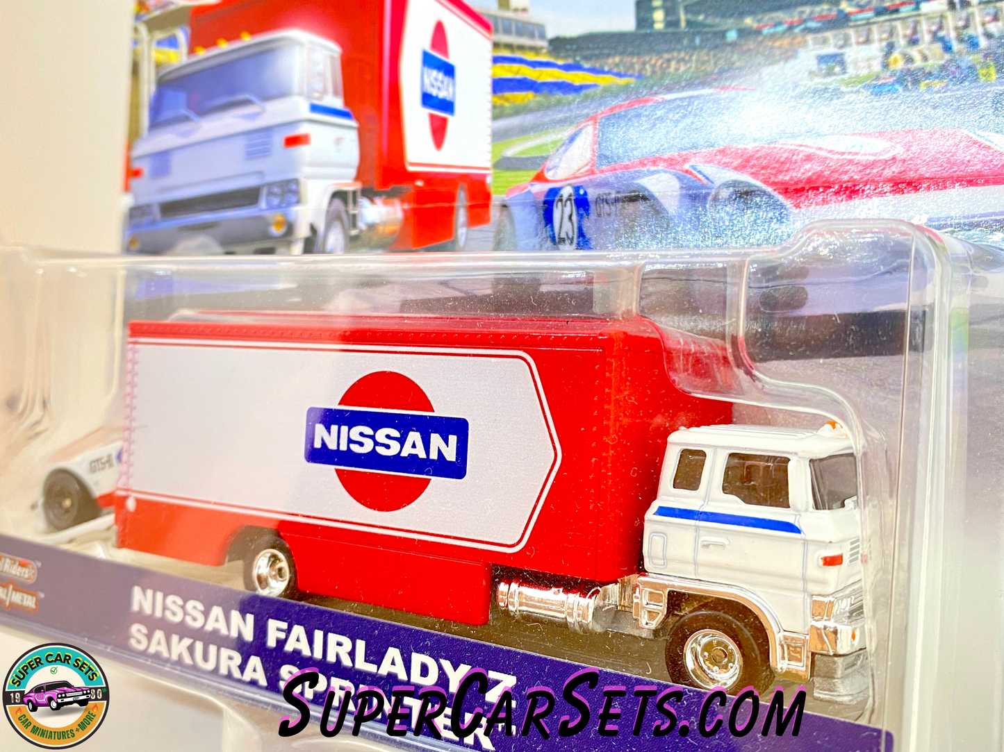 Nissan Fairlady Z Sakura Sprinter - Hot Wheels Team Transport (#11)