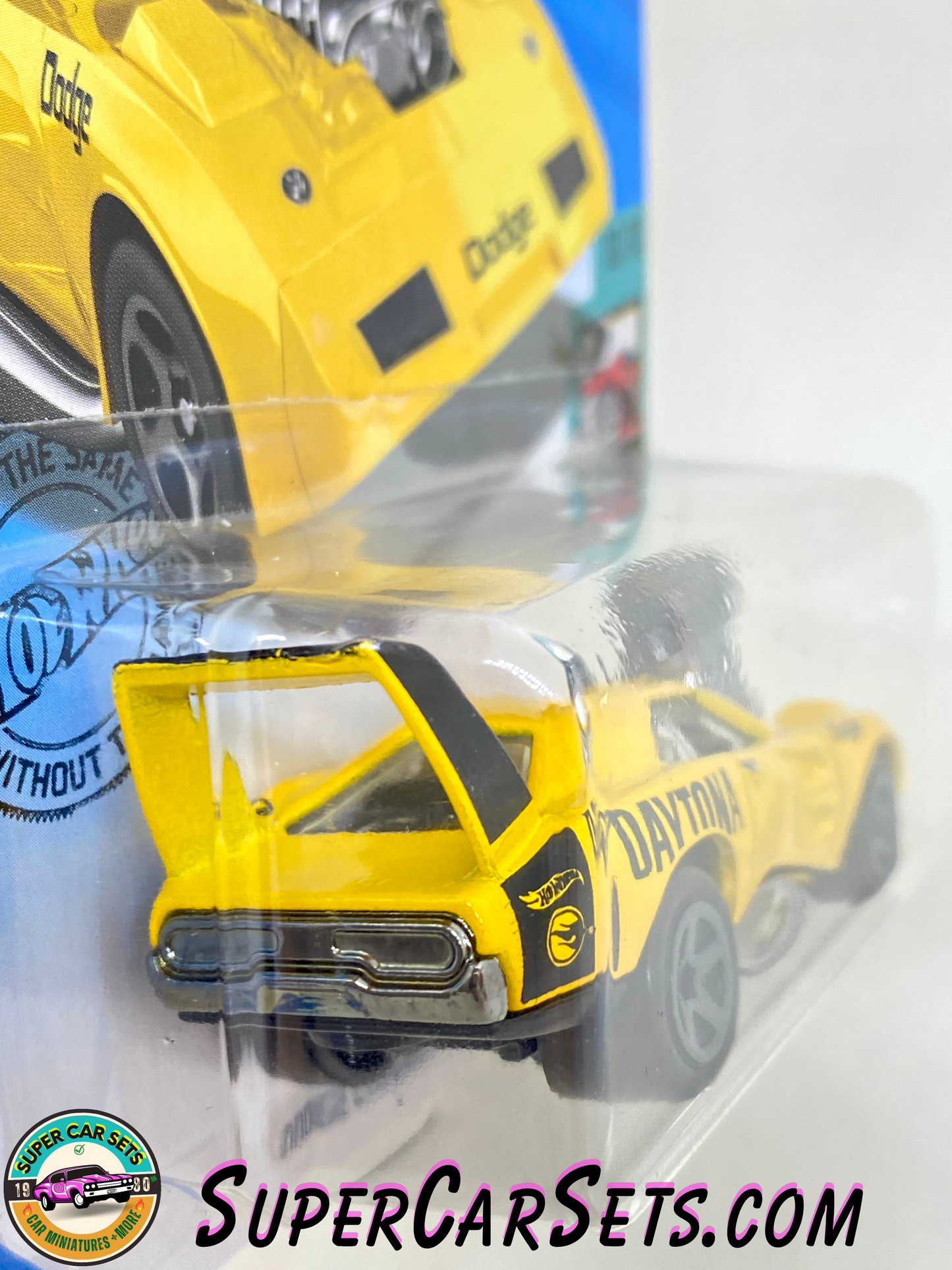 TREASURE HUNT - Hot Wheels Tooned 2020 (10/10) (134/250) - Dodge Charger Daytona