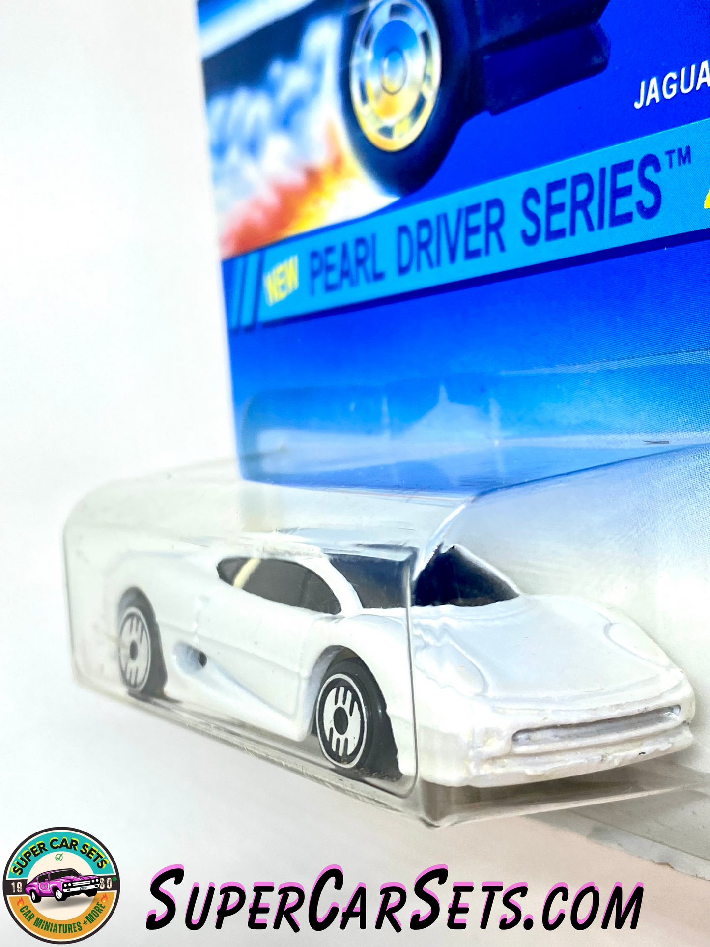 Hot Wheels (VINTAGE) (Year launched 1995) - Pearl Driver Series  (4/4) Jaguar XJ220 (#296)