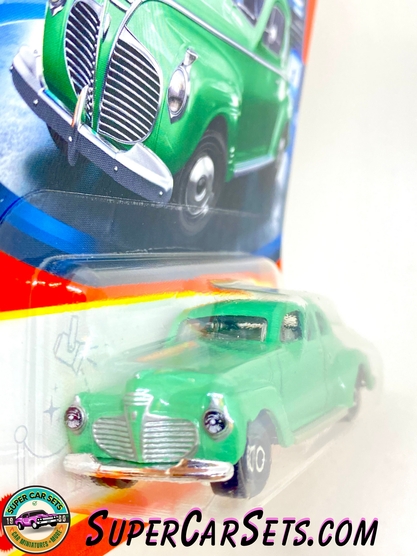 1941 Plymouth Coupe (8/100) (green colour) - Matchbox