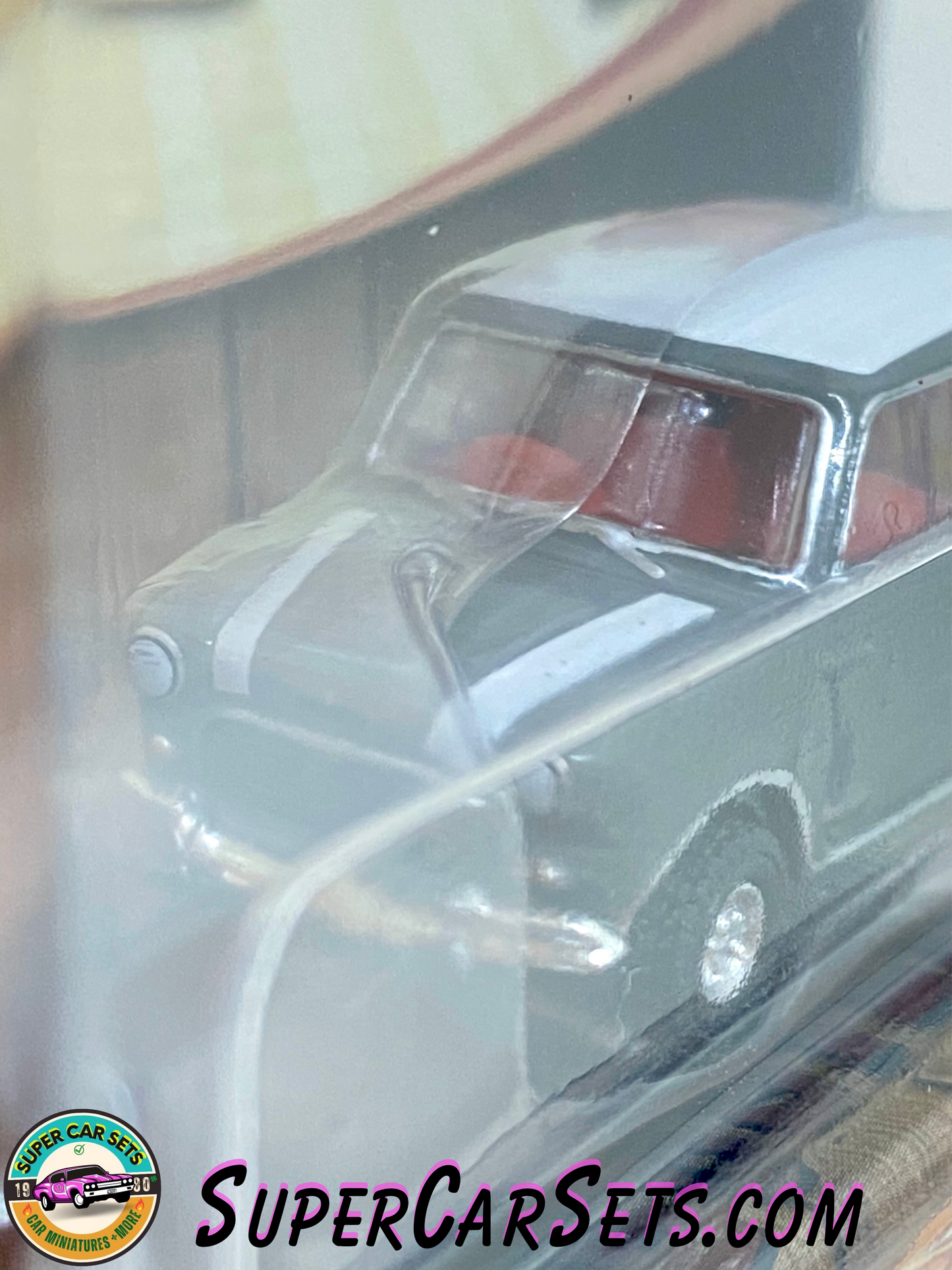 Busted Knuckle Garage - Series 2 - 1965 Austin Mini Cooper S - made by Greenlight