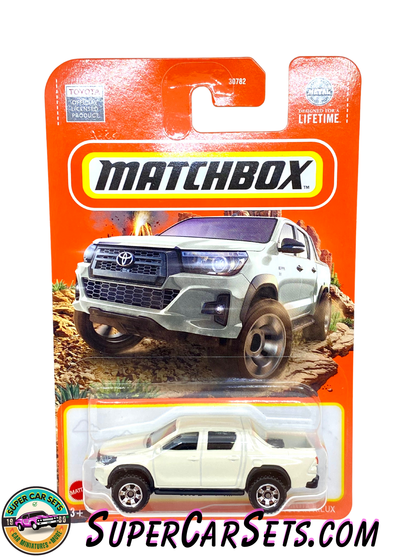 2018 Toyota Hilux (white colour) - Matchbox