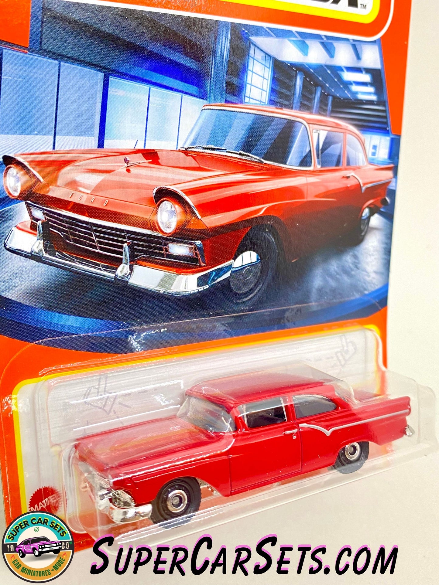 1957 Ford Custom 300 (red colour) (21/100) - Matchbox