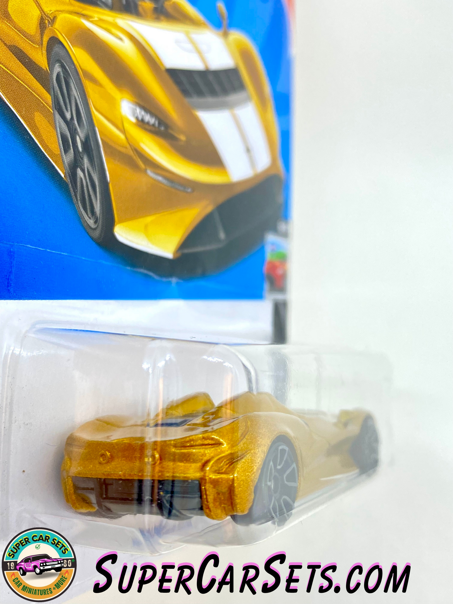 McLaren Elva (golden) - Hot Wheels HW Roadsters 2023 (6/10) (82/250)