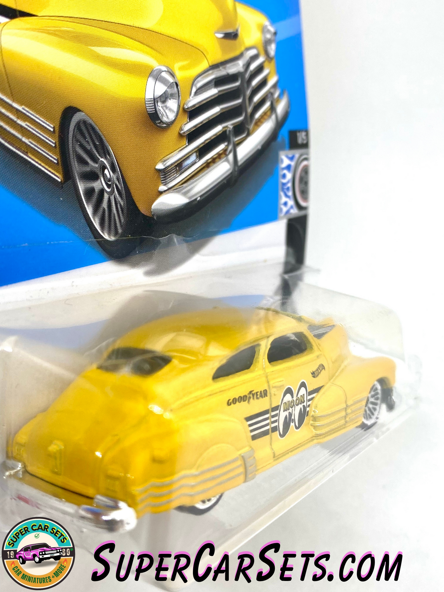 47 Chevy Fleetline (Moon Eyes + Yellow colour) - Hot Wheels Rod Squad - 2022 (1/5) (155/250)