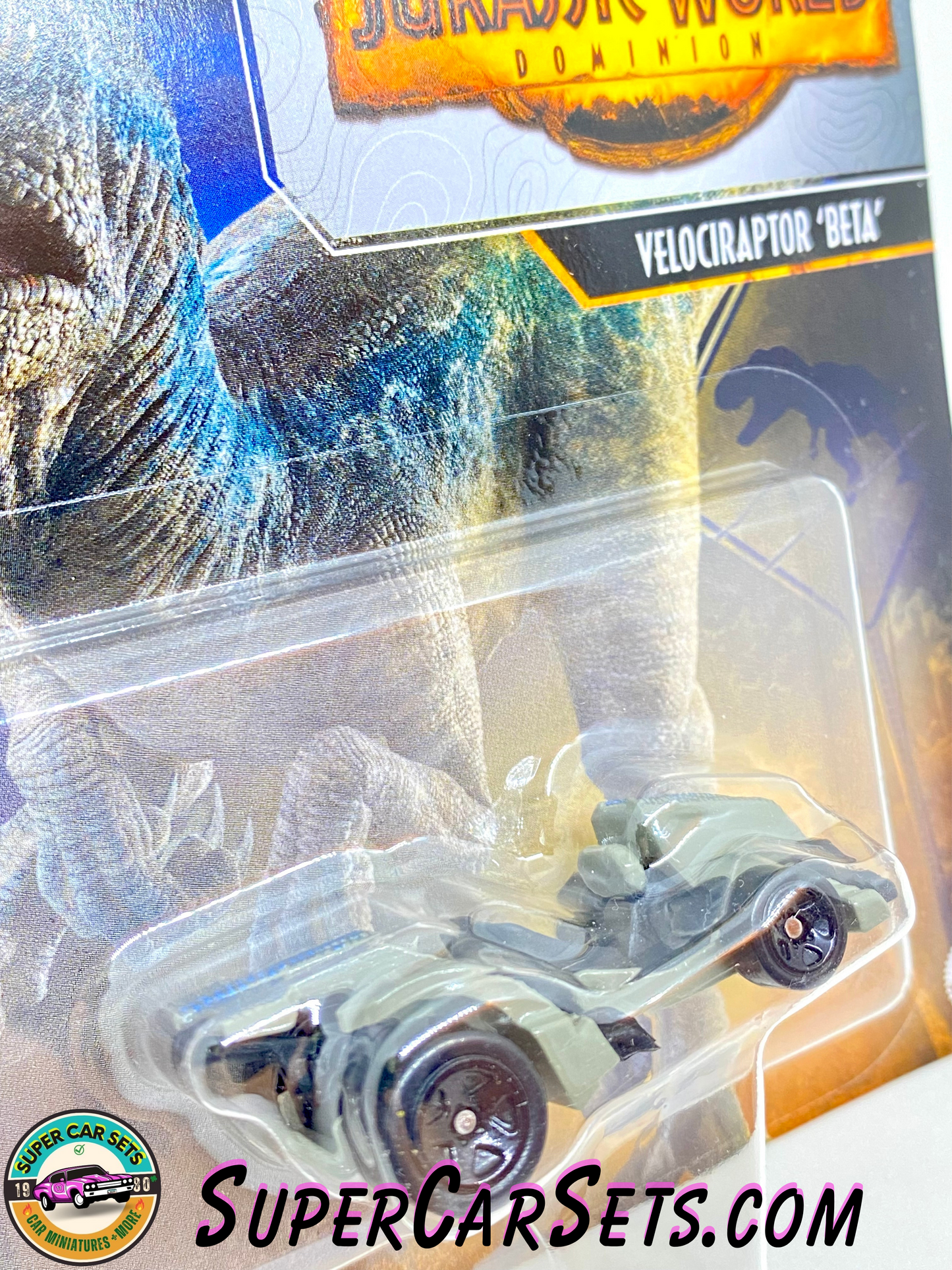 Jurassic World  Velociraptor ‘Beta' (4/6) - Hot Wheels Characters Cars