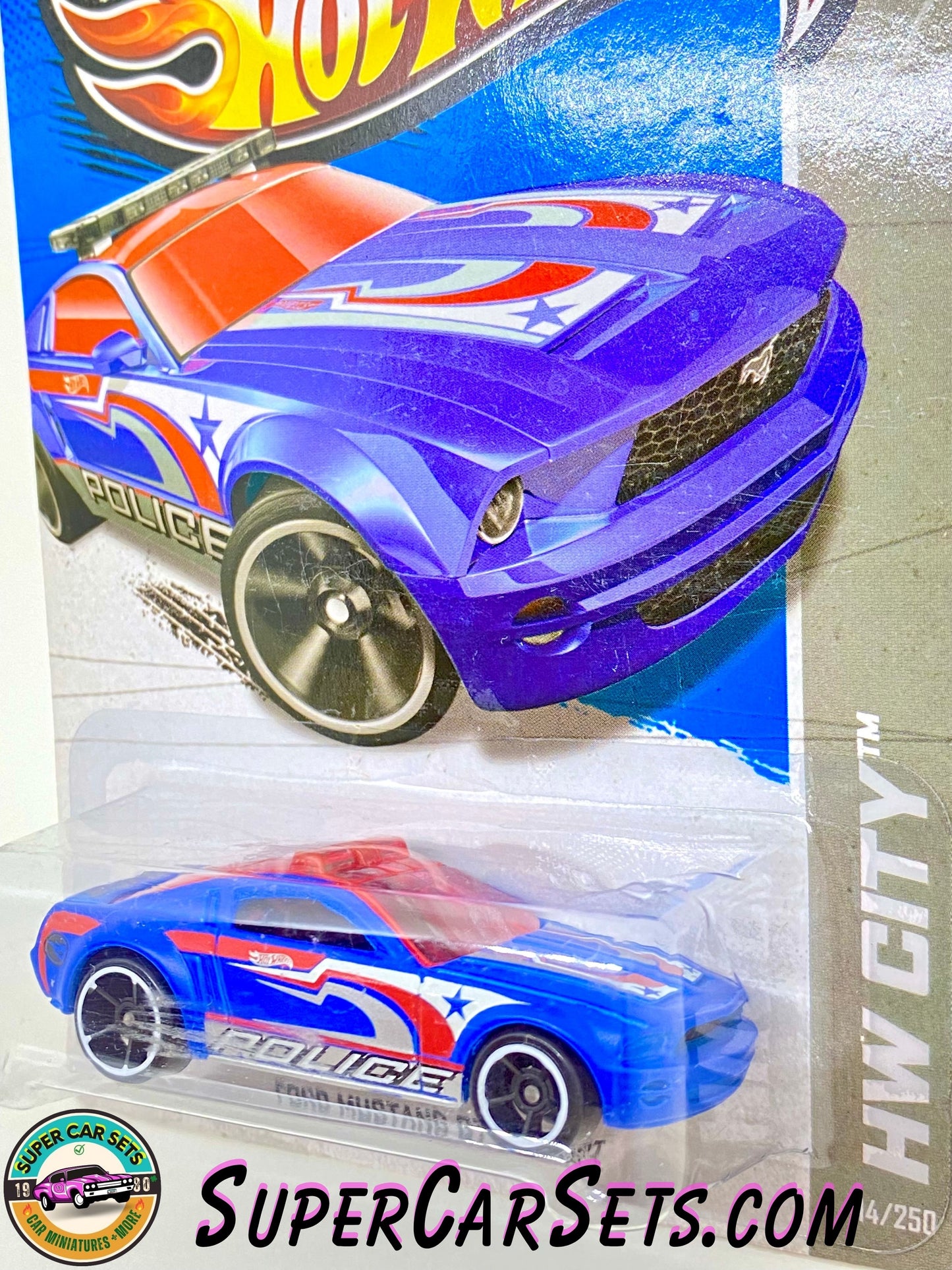 Ford Mustang GT Concept (Police) (TREASURE HUNT) - Hot Wheels HW City - 2013 (14/250)