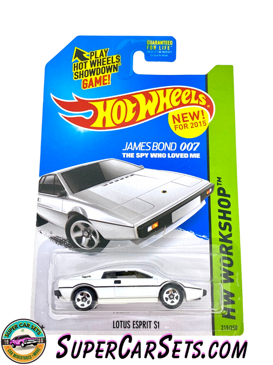 Hot Wheels HW Workshop 2015 (219/250) Lotus Espirit S1 (James Bond 007 The Spy Who Loved Me)