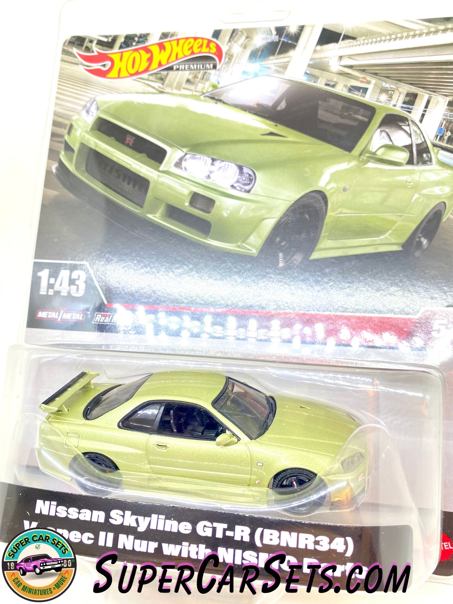 Nissan Skyline GT-R (BNR34) V-spec II Nur with NISMO Parts - Hot Wheels 1/43 Scale