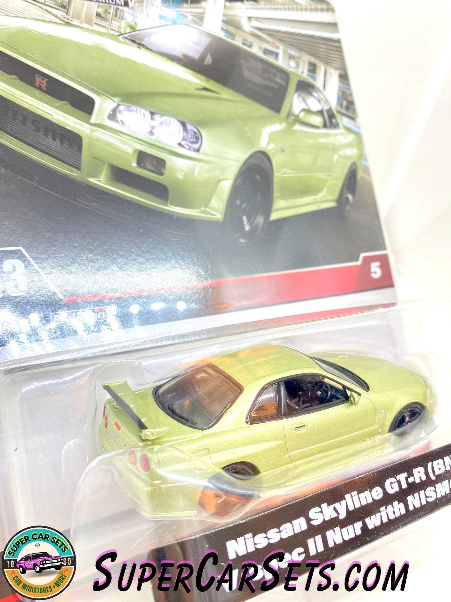 Nissan Skyline GT-R (BNR34) V-spec II Nur with NISMO Parts - Hot Wheels 1/43 Scale