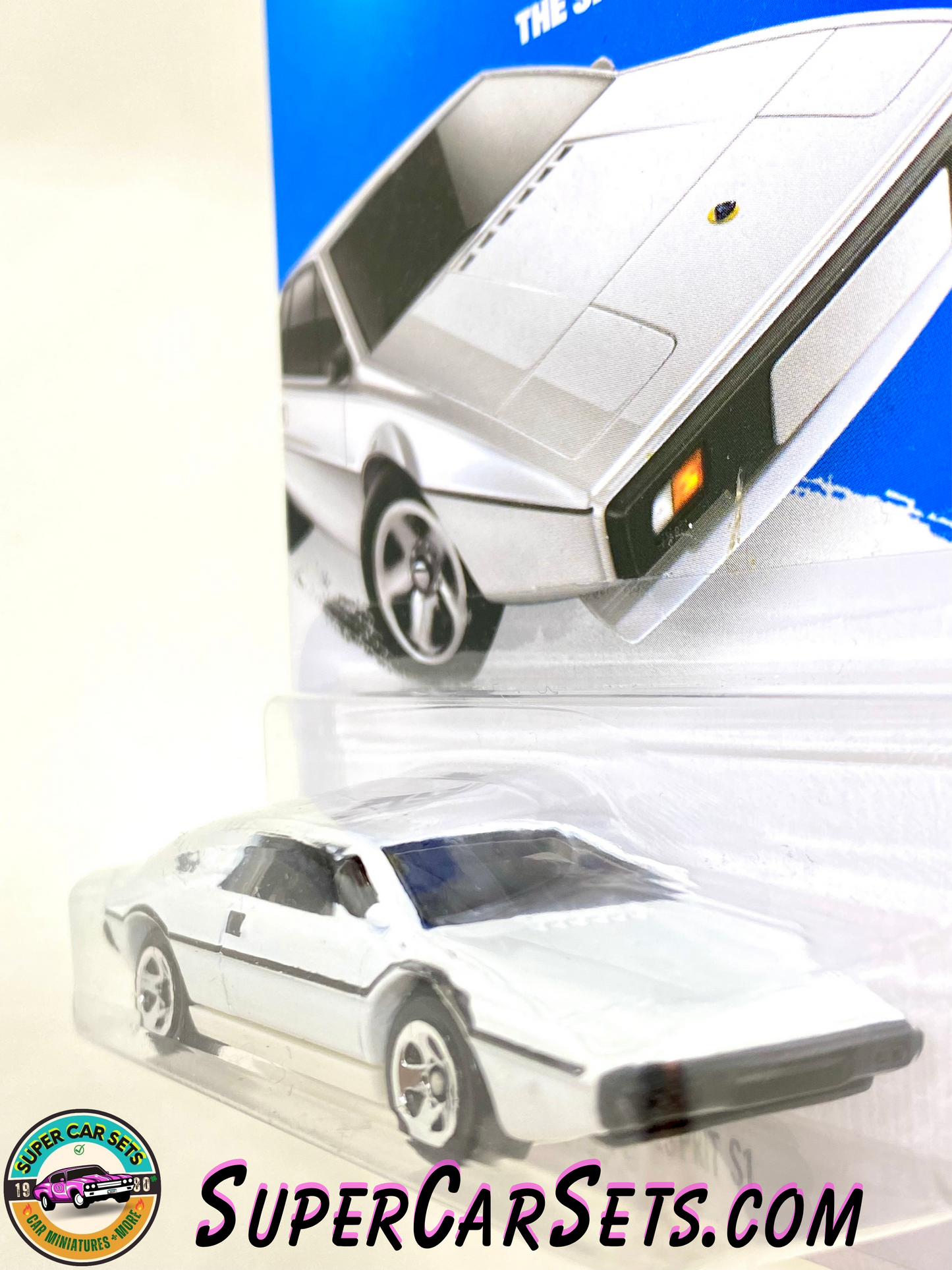 Hot Wheels HW Workshop 2015 (219/250) Lotus Espirit S1 (James Bond 007 The Spy Who Loved Me)