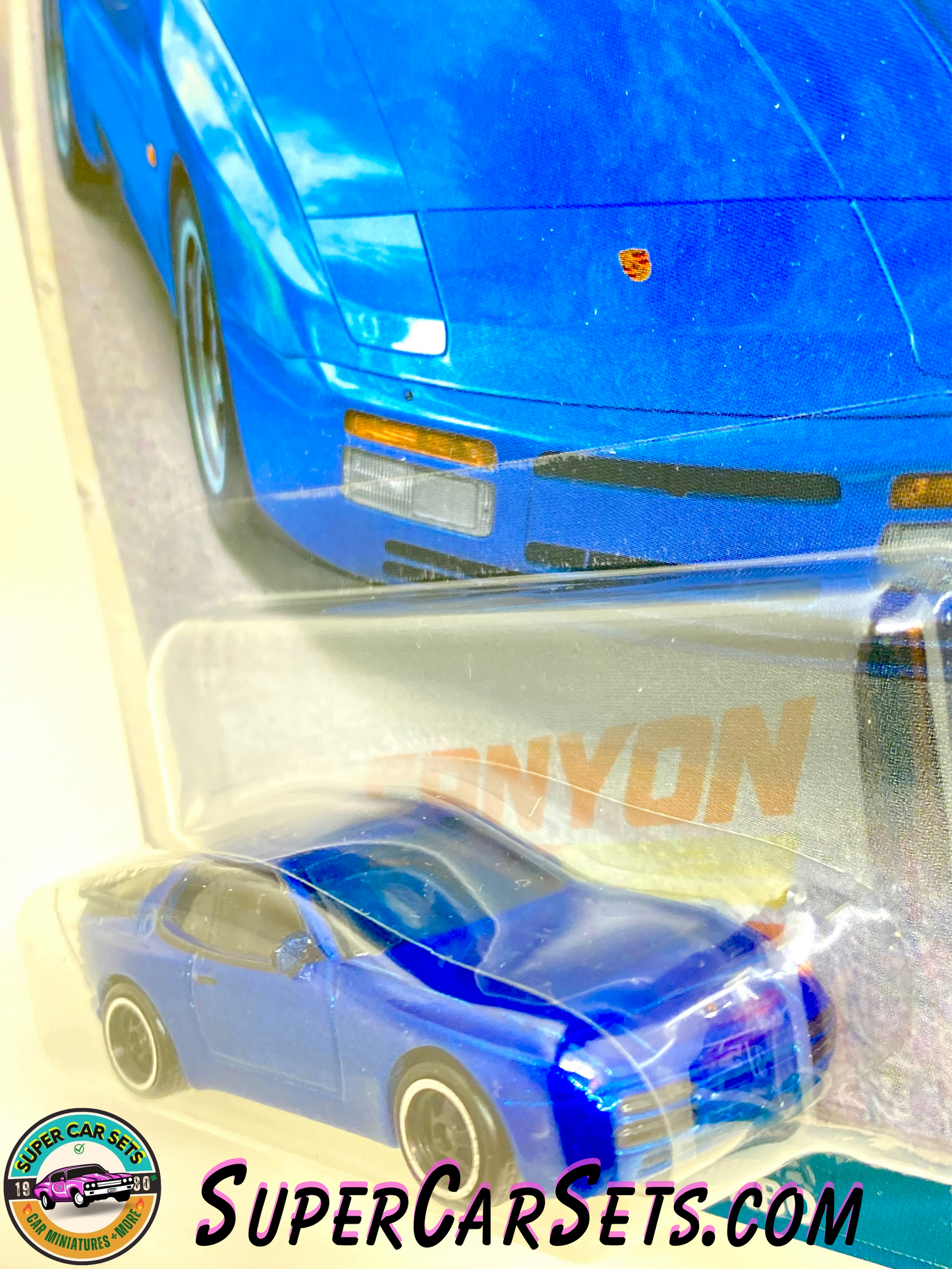 89 Porsche 944 Turbo -  Hot Wheels Premium Canyon Warriors (3/5)