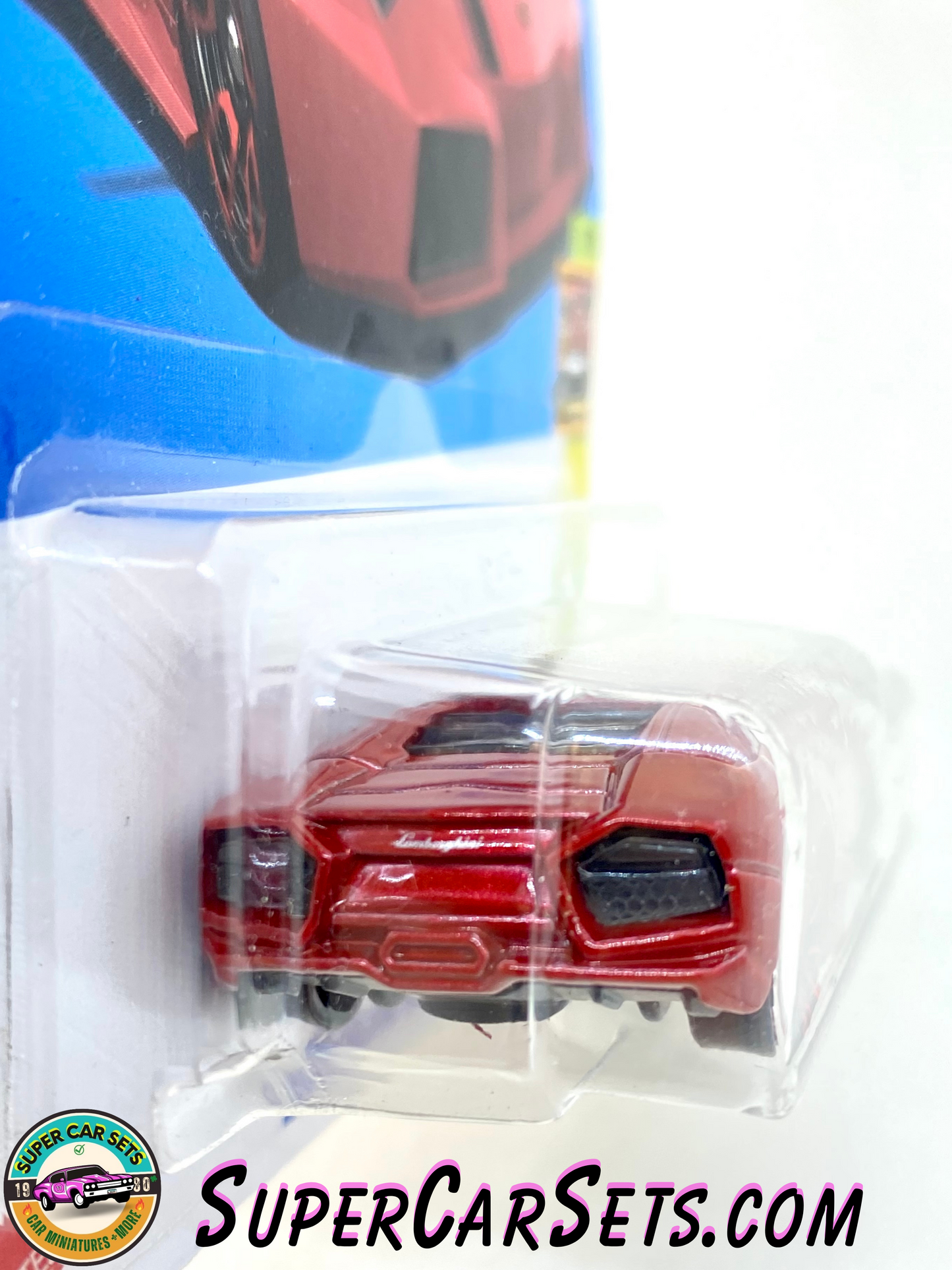 Lamborghini Reventón (red colour) (card slightly bent) - Hot Wheels HW Exotics - 2023 (7/10) (223/250)