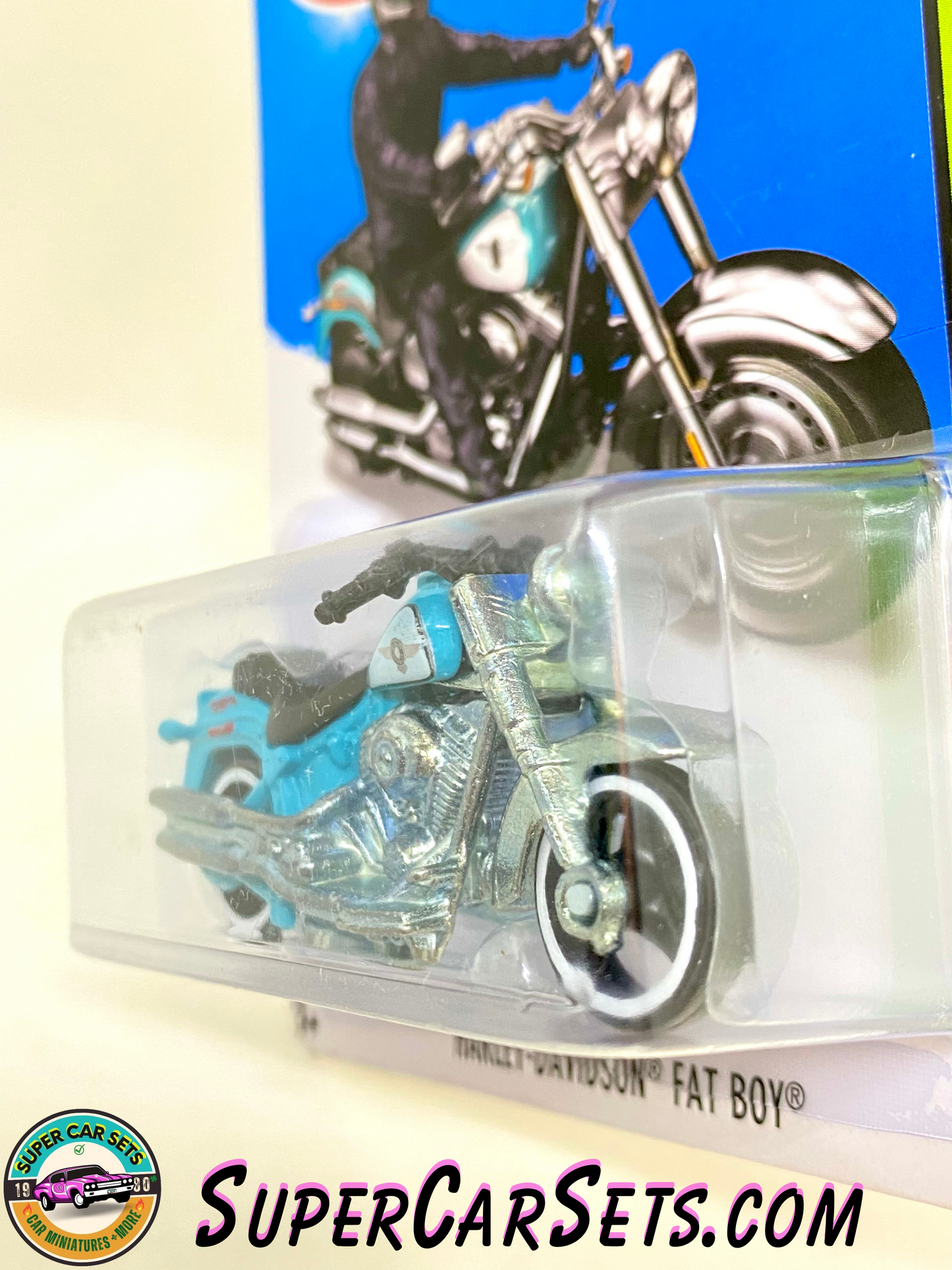 Hot Wheels (VINTAGE) HW Workshop - 2013 (209/250) - Harley-Davidson Fat Boy (card slightly damaged)