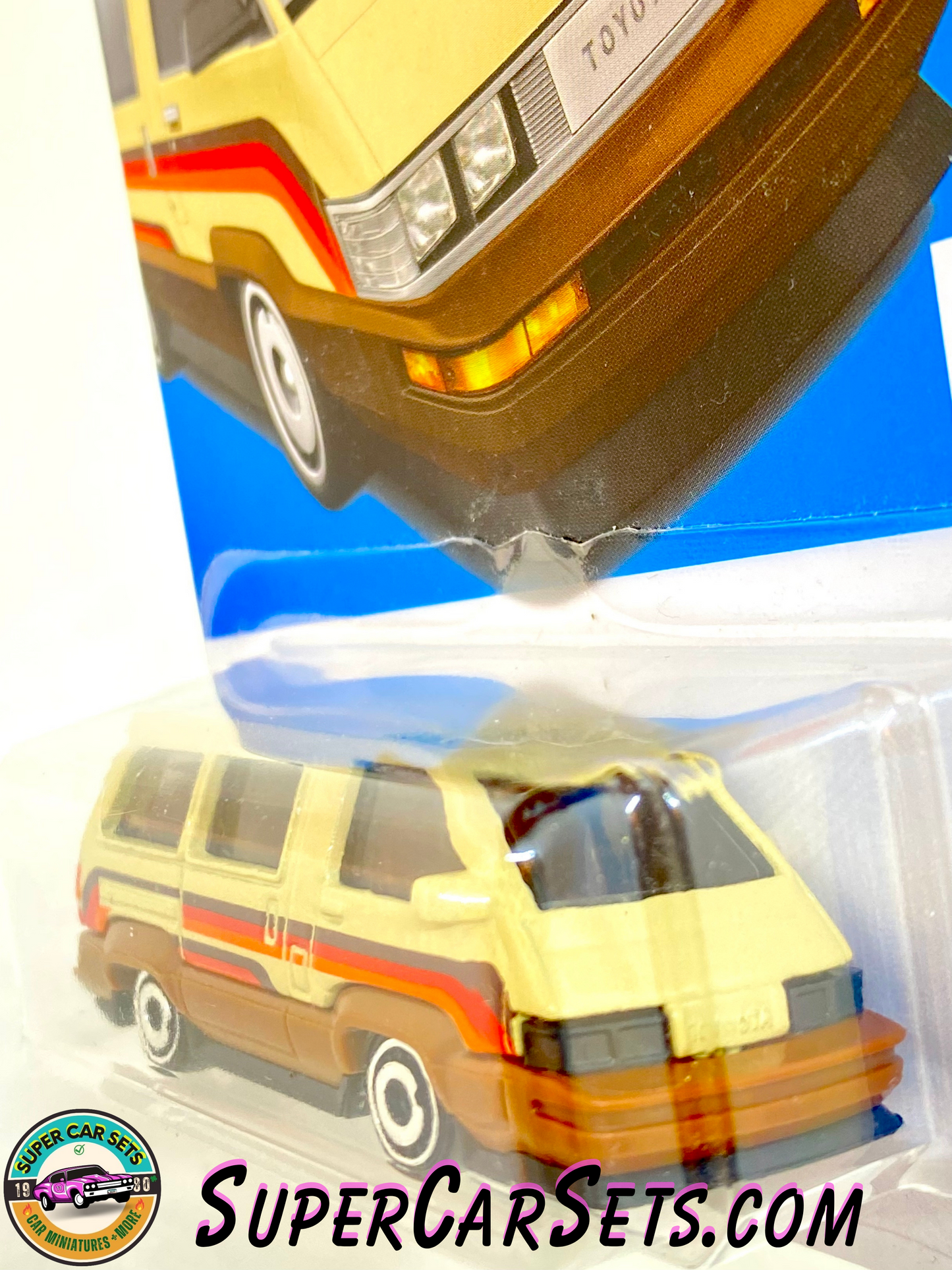 1986 Toyota Van (beige colour) - Hot Wheels HW J-Imports 2023 (6/10) (95/250)