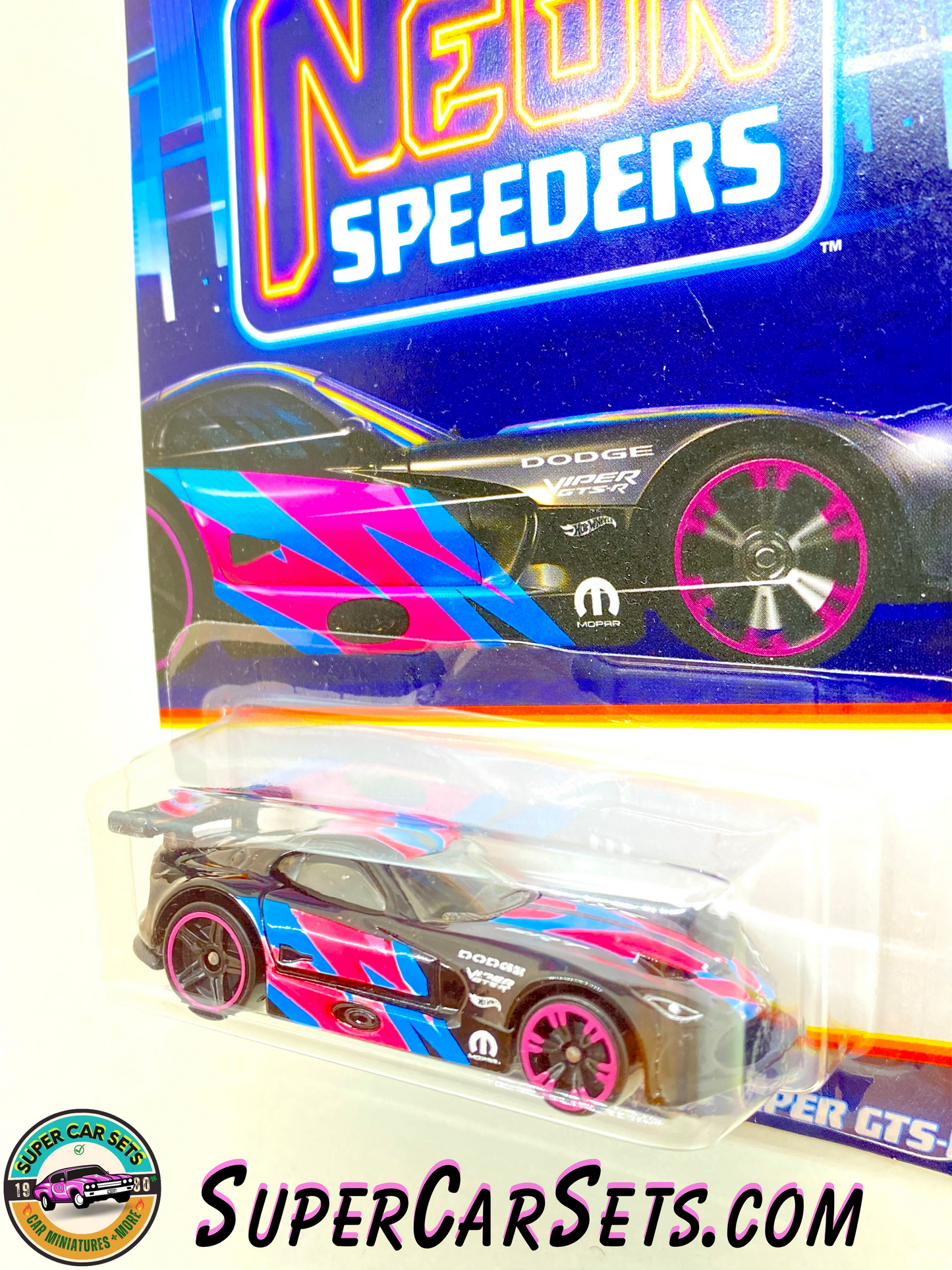 SRT Viper GTS-R (card slightly bent) - Hot Wheels - Neon Speeders (6/8)