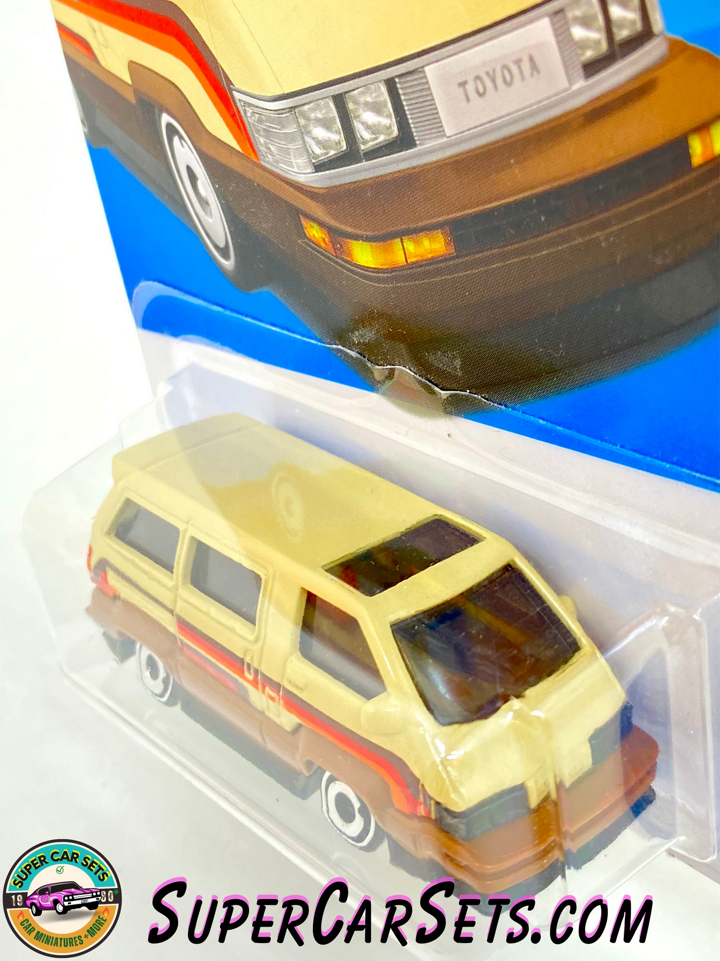 1986 Toyota Van (beige colour) - Hot Wheels HW J-Imports 2023 (6/10) (95/250)