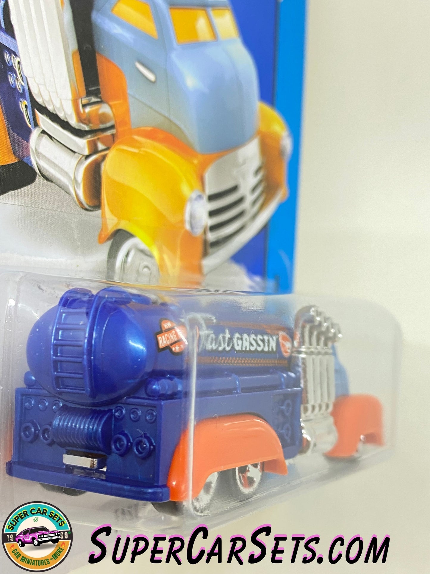 Fast Gassin (TREASURE HUNT) - Hot Wheels HW City - 2015 (7/250)