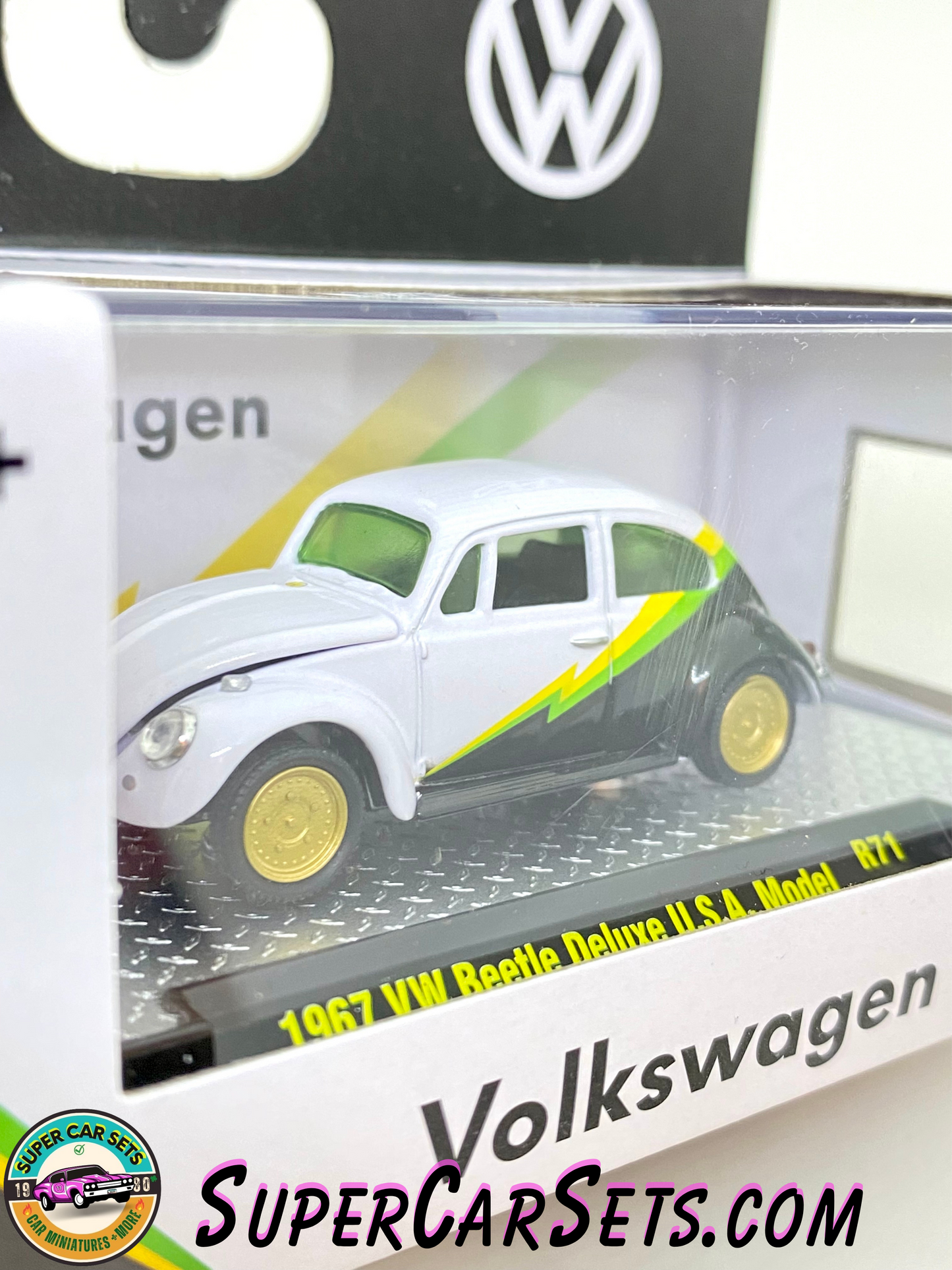 Volkswagen - 1967 VW Beetle Deluxe U.S.A. Model made by M2 Machines