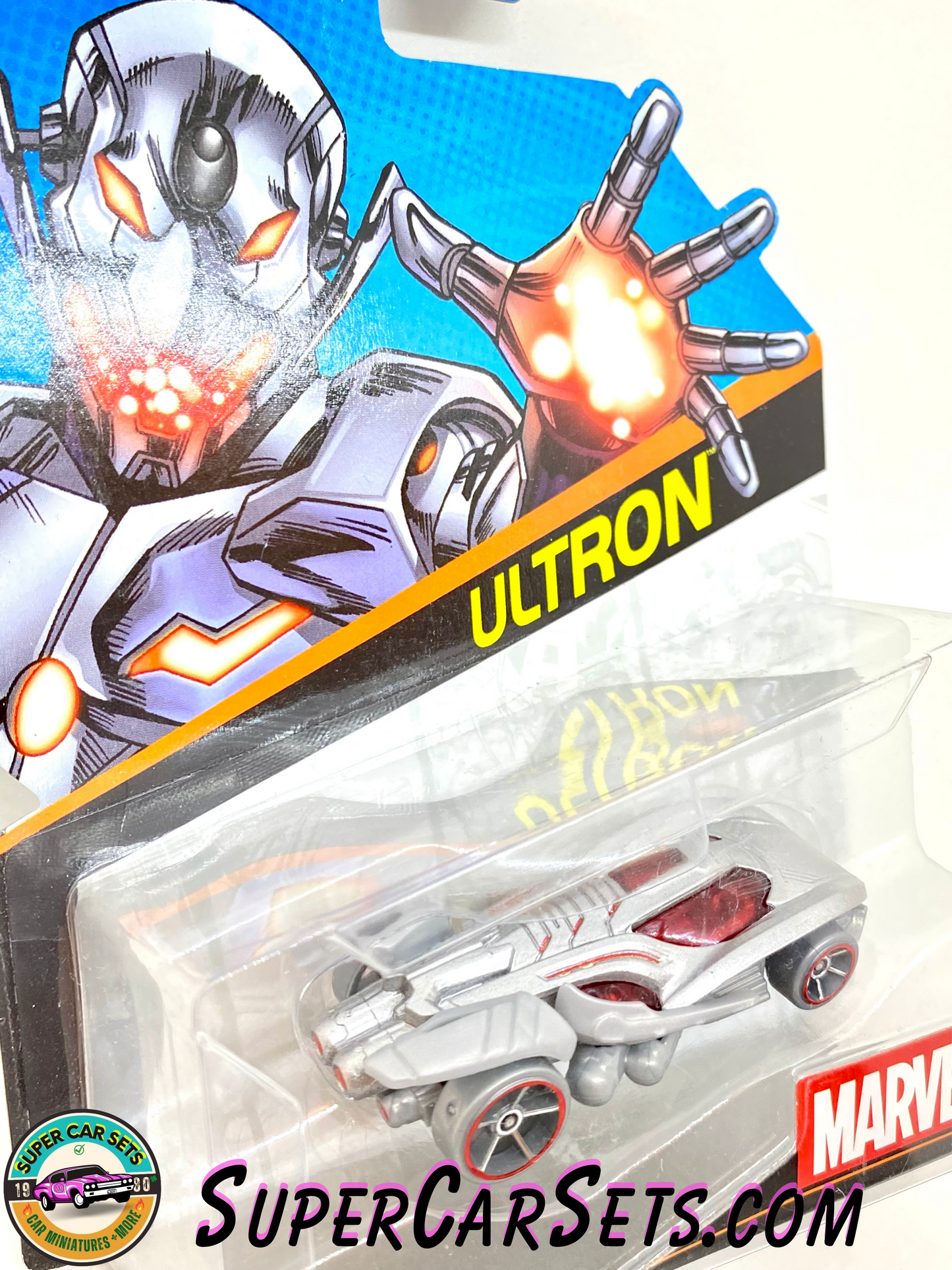 Marvel (#15) Ultron - Hot Wheels