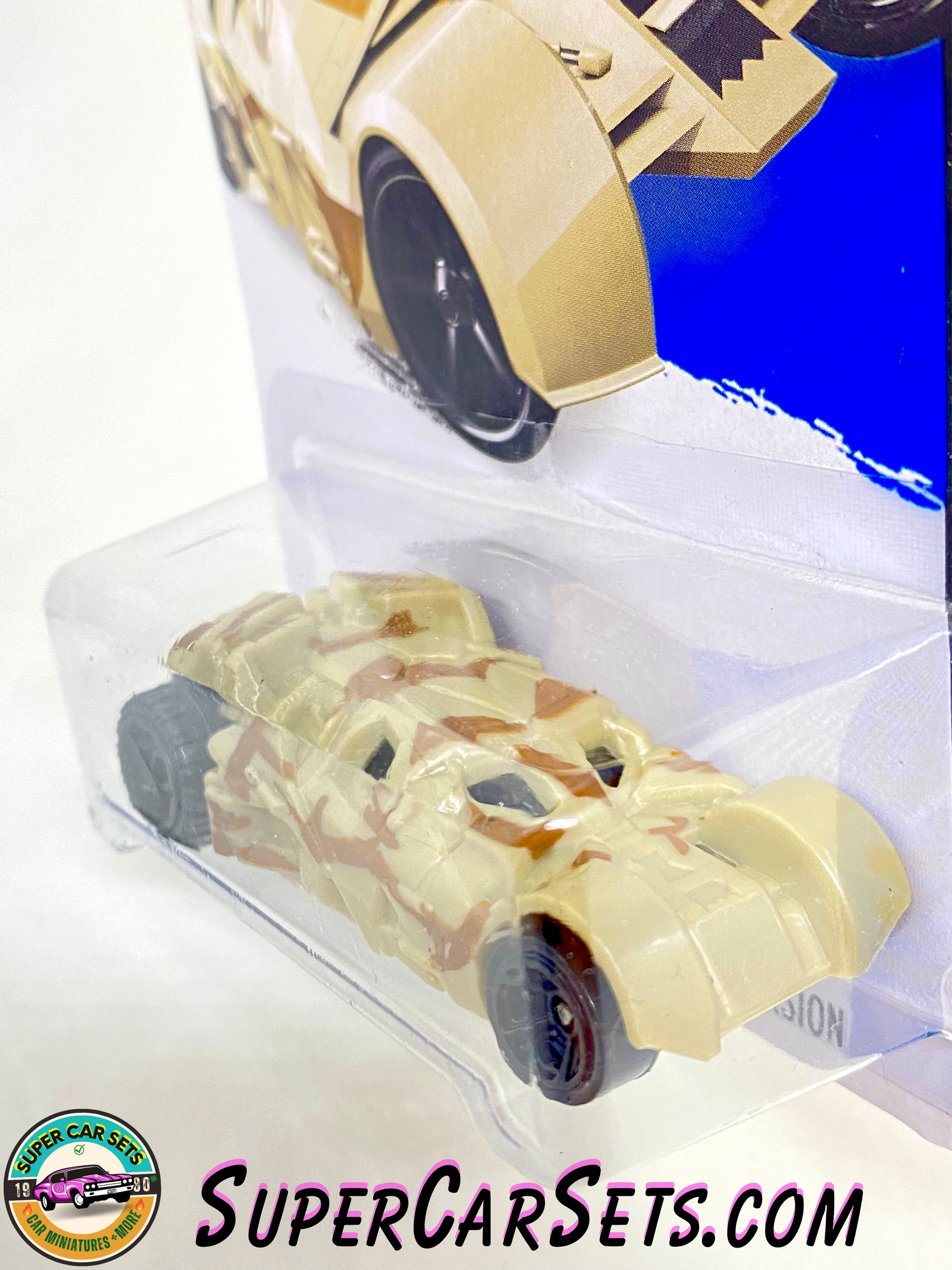 Hot Wheels (VINTAGE) HW City 2014 (63/250) - The Tumbler - Camouflage Version (Batman The Dark Knight Trilogy)