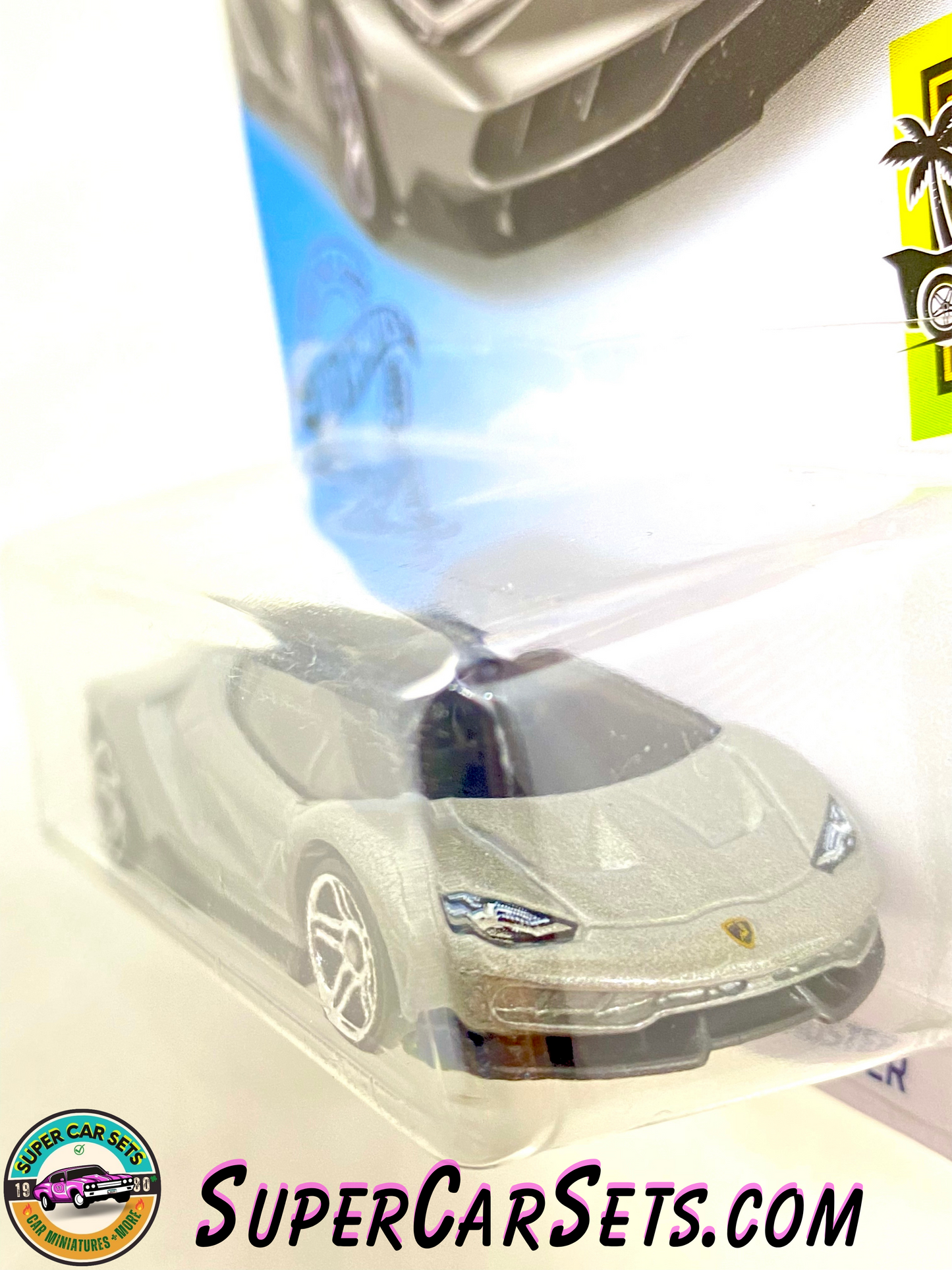 Hot Wheels HW Exotics 2019 (5/10) (213/250) - ’16 Lamborghini Centenario Roadster